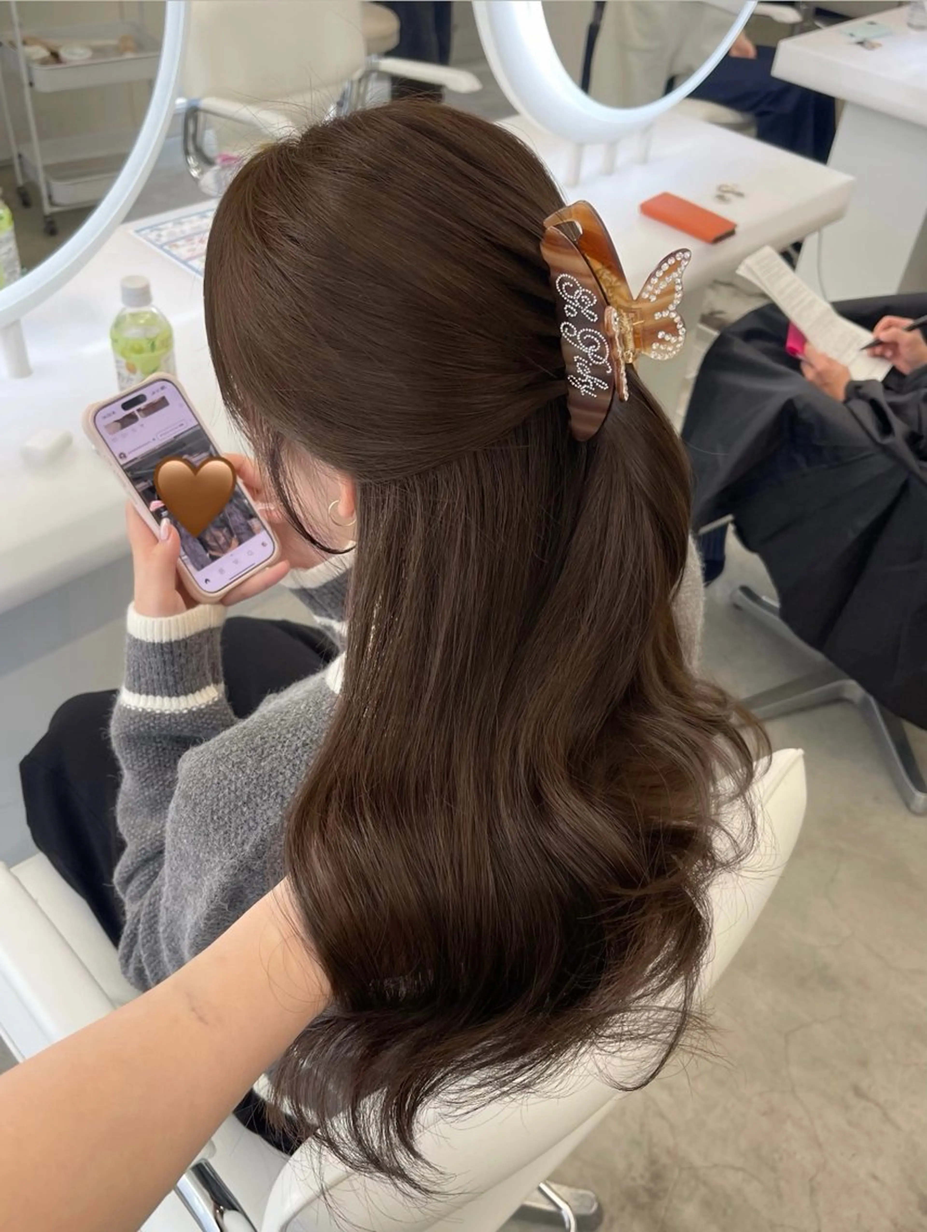 ロング レイヤーカット 透明感カラー表参道のヘアスタイル