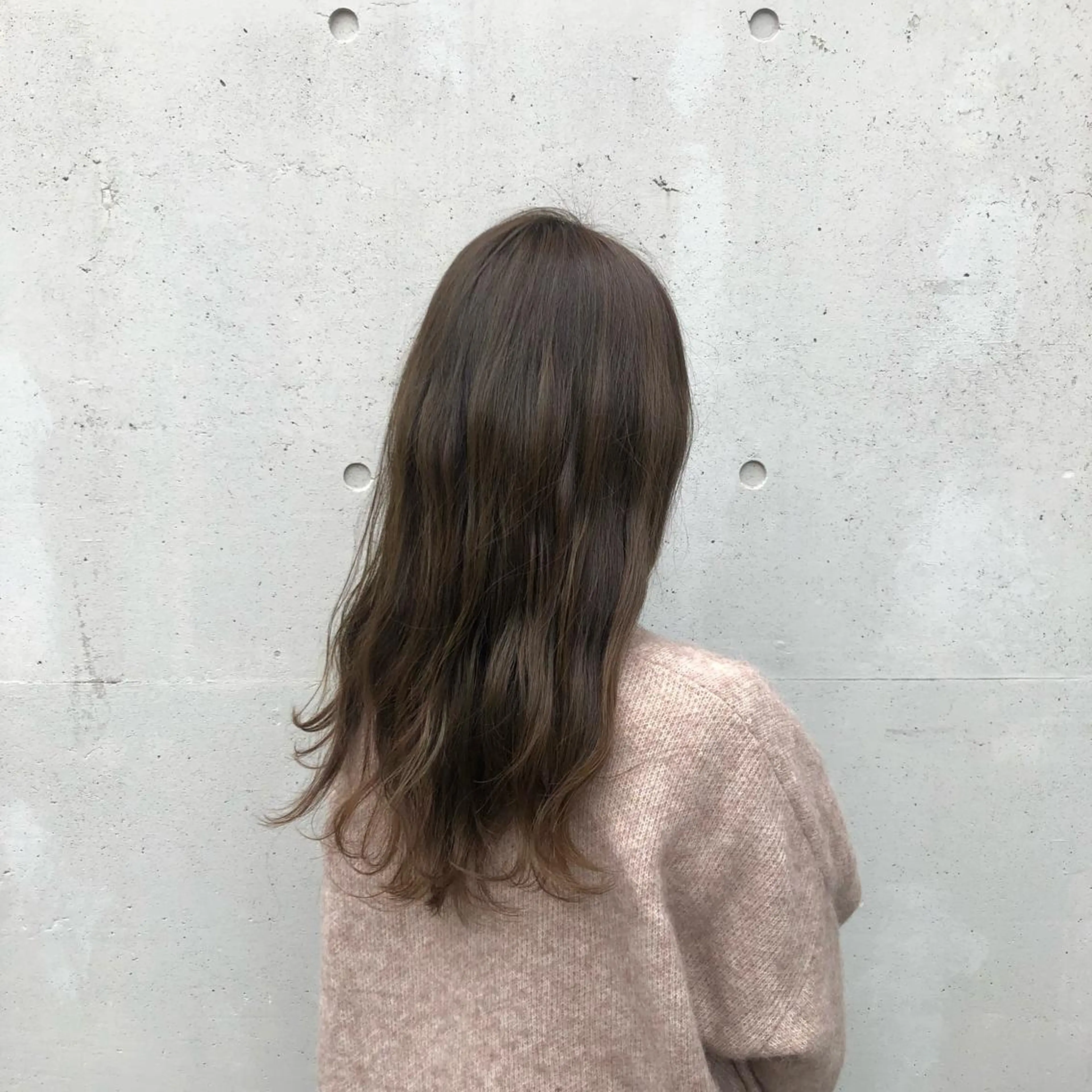 ロング カラー ベージュカラー カット ヘアカラー トリートメント 酸性縮毛矯正🧴韓国 レイヤー/髪質改善のヘアスタイル