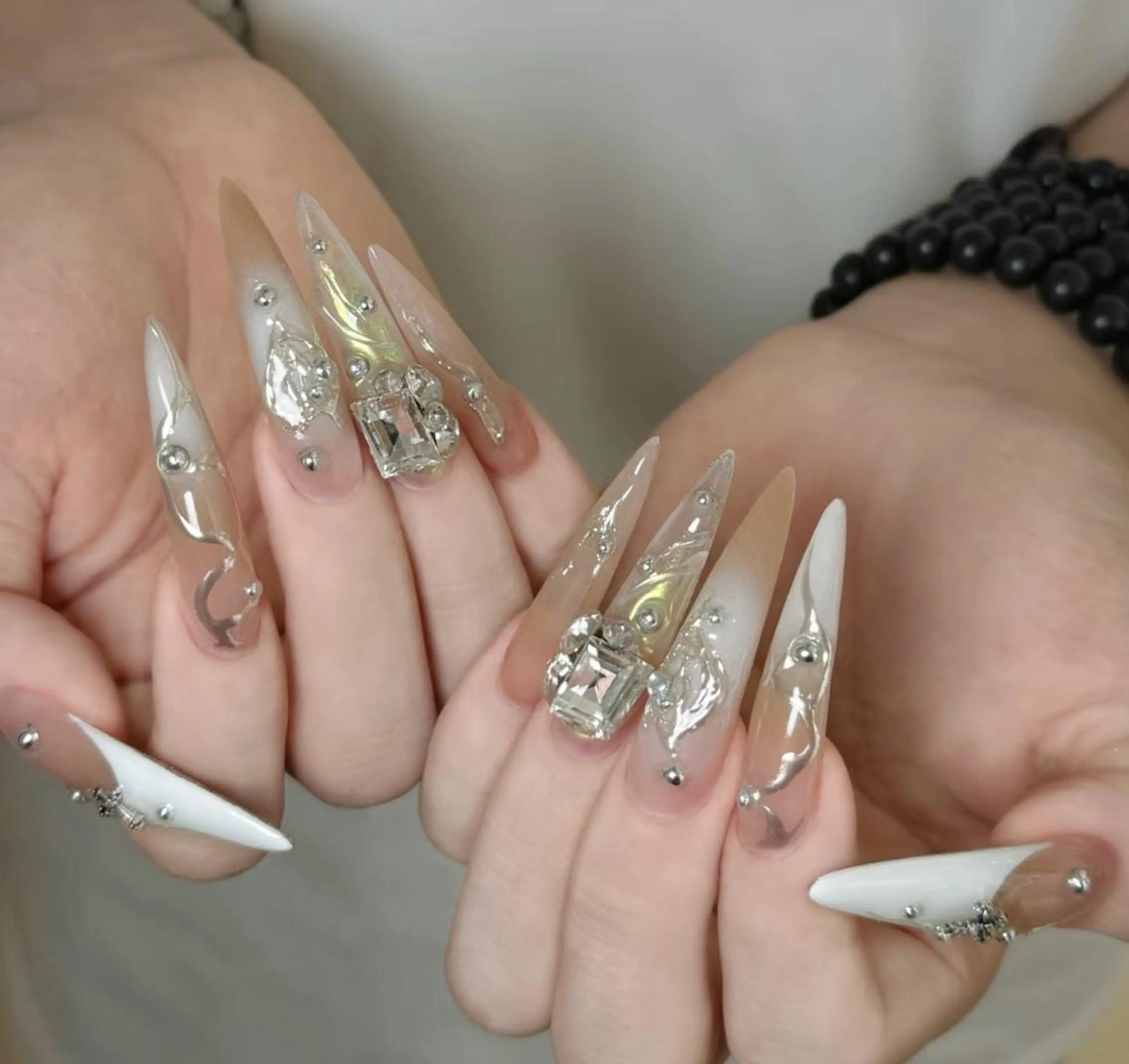 ネイル ハンドネイル エリ🫧 nail池袋東口のネイルデザイン