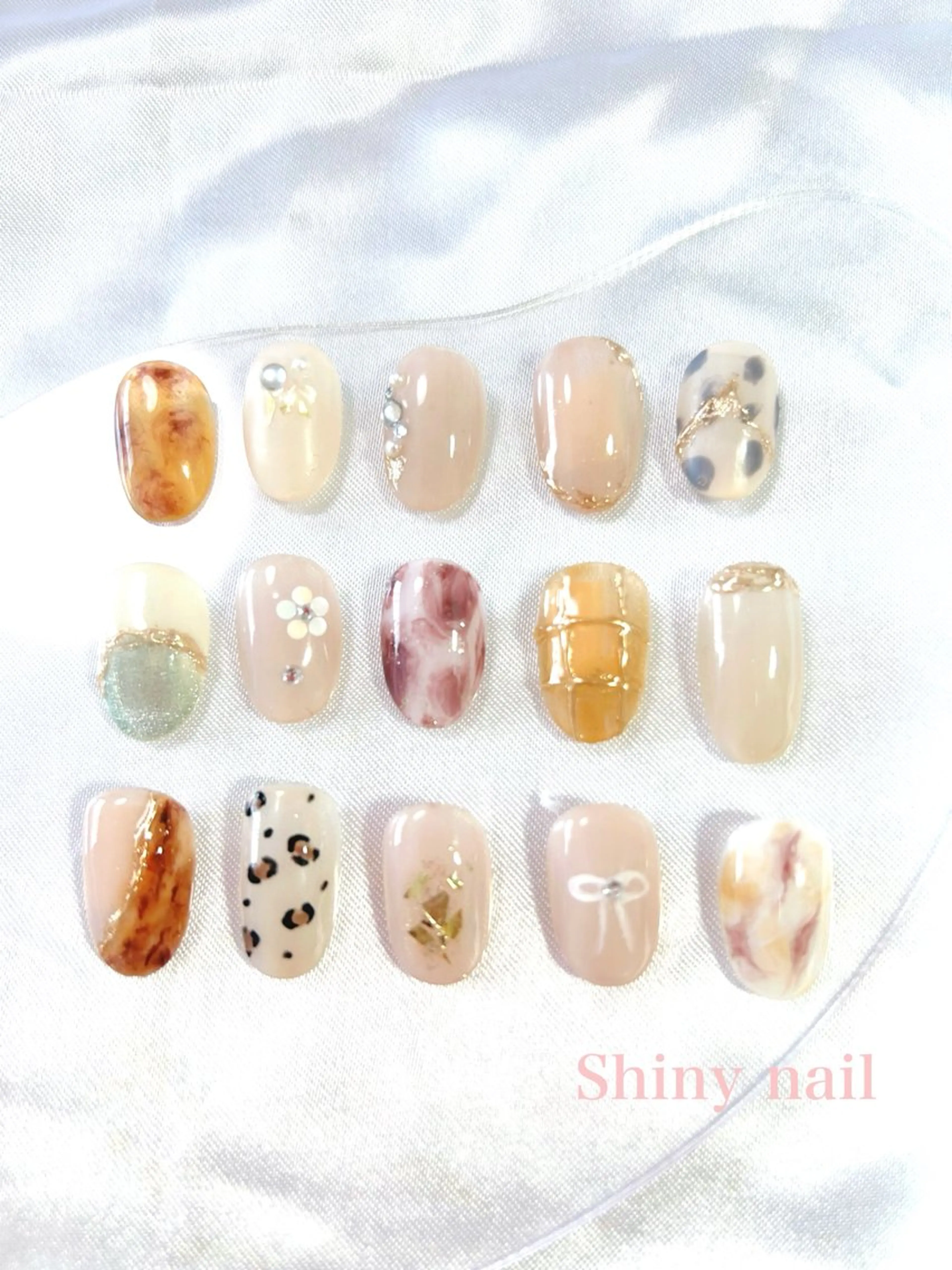 ネイル 澤野 友理のネイルデザイン