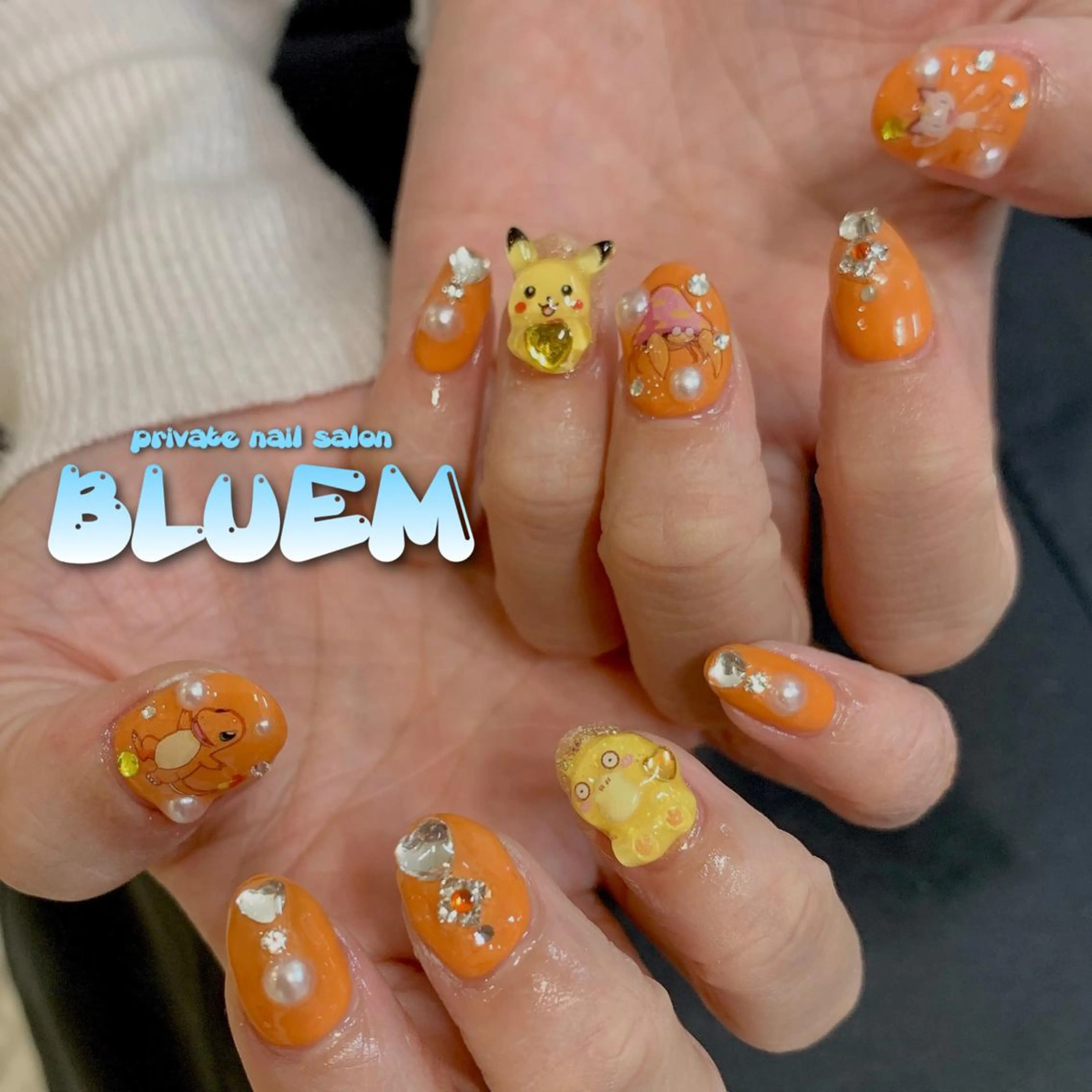 ネイル ハンドネイル BLUEM なな🐶のネイルデザイン