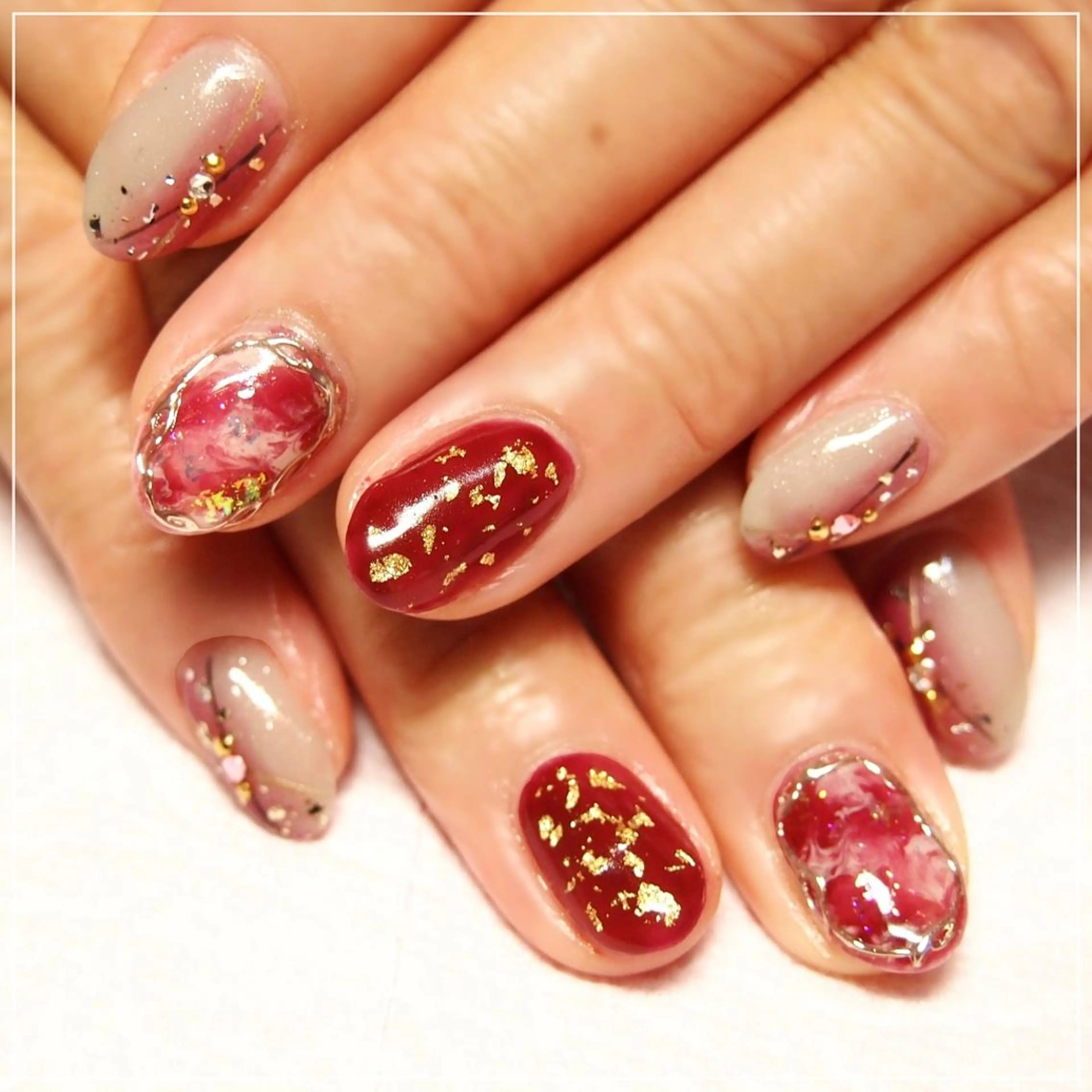 ネイル 山田 麻衣のネイルデザイン