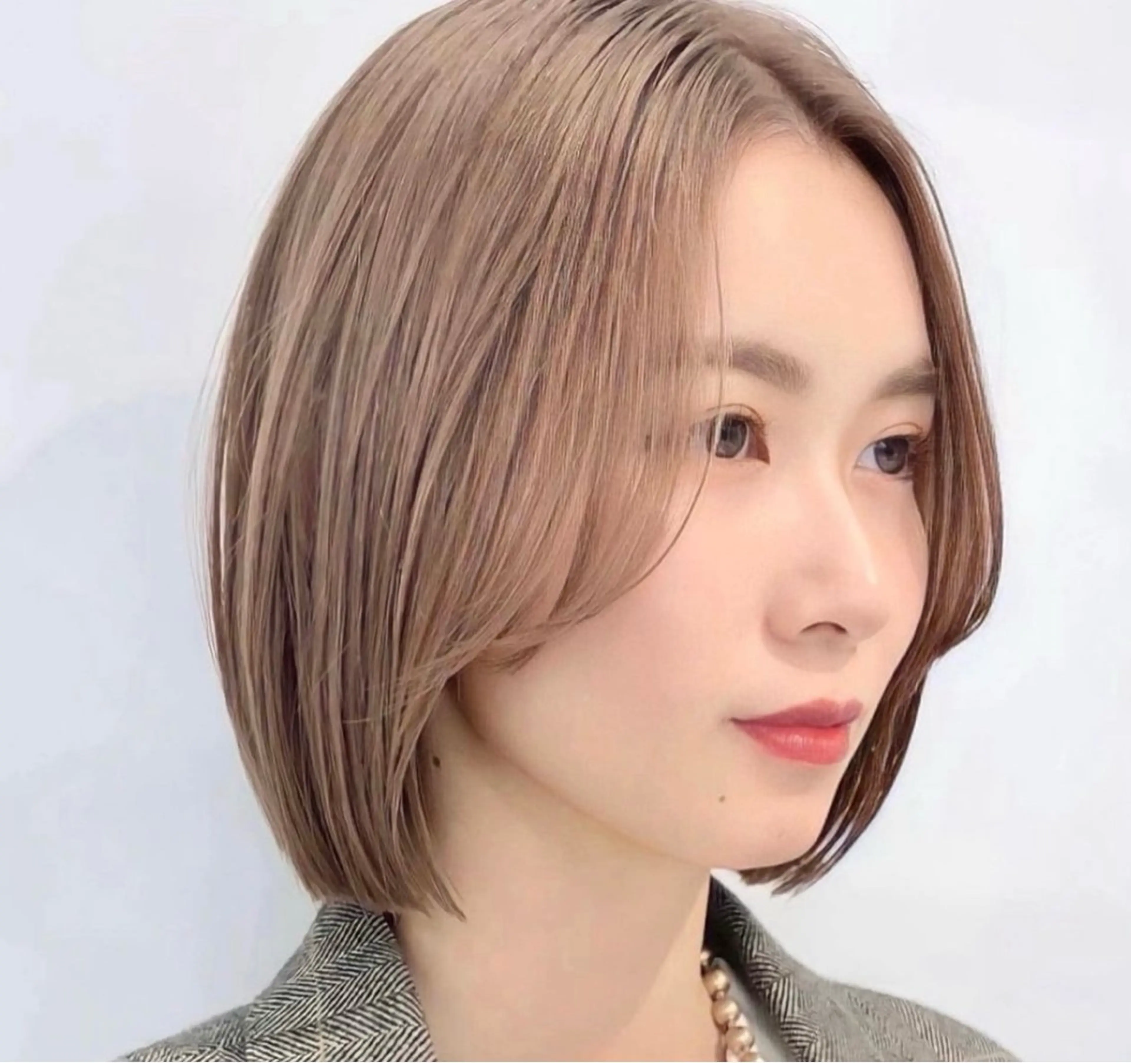 ショート カラー ベージュカラー ブリーチ ボブ ショートヘア 艶カラー/ヘアセット 着付け　ふうか　渋谷のヘアスタイル
