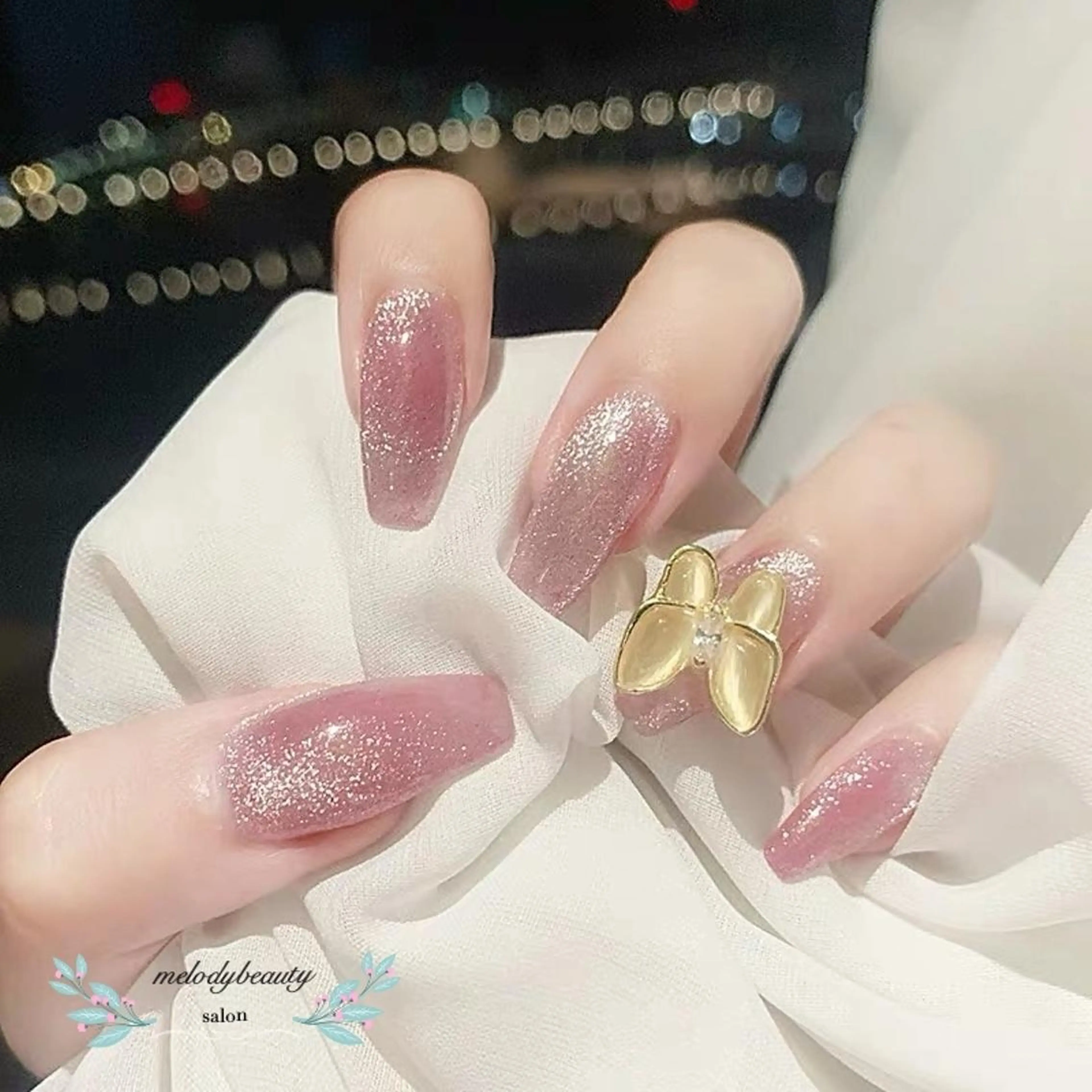 ネイル オーロラネイル ジェルネイル マグネットネイル シンプルネイル ブライダルネイル Melody Nail所属・Melody 3D/スカルプ専門店のネイルデザイン