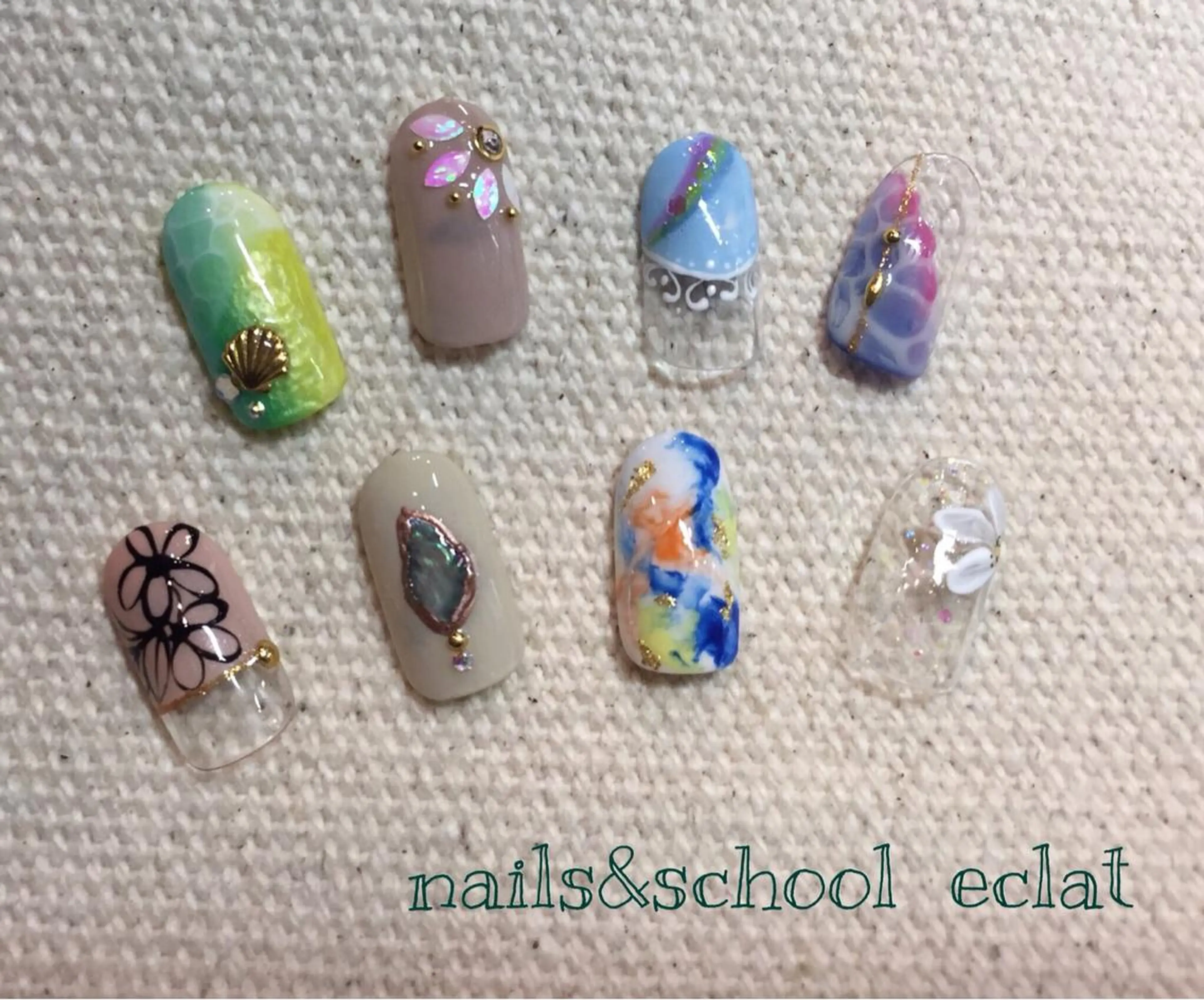 ネイル ハンドネイル センター南 eclatのネイルデザイン