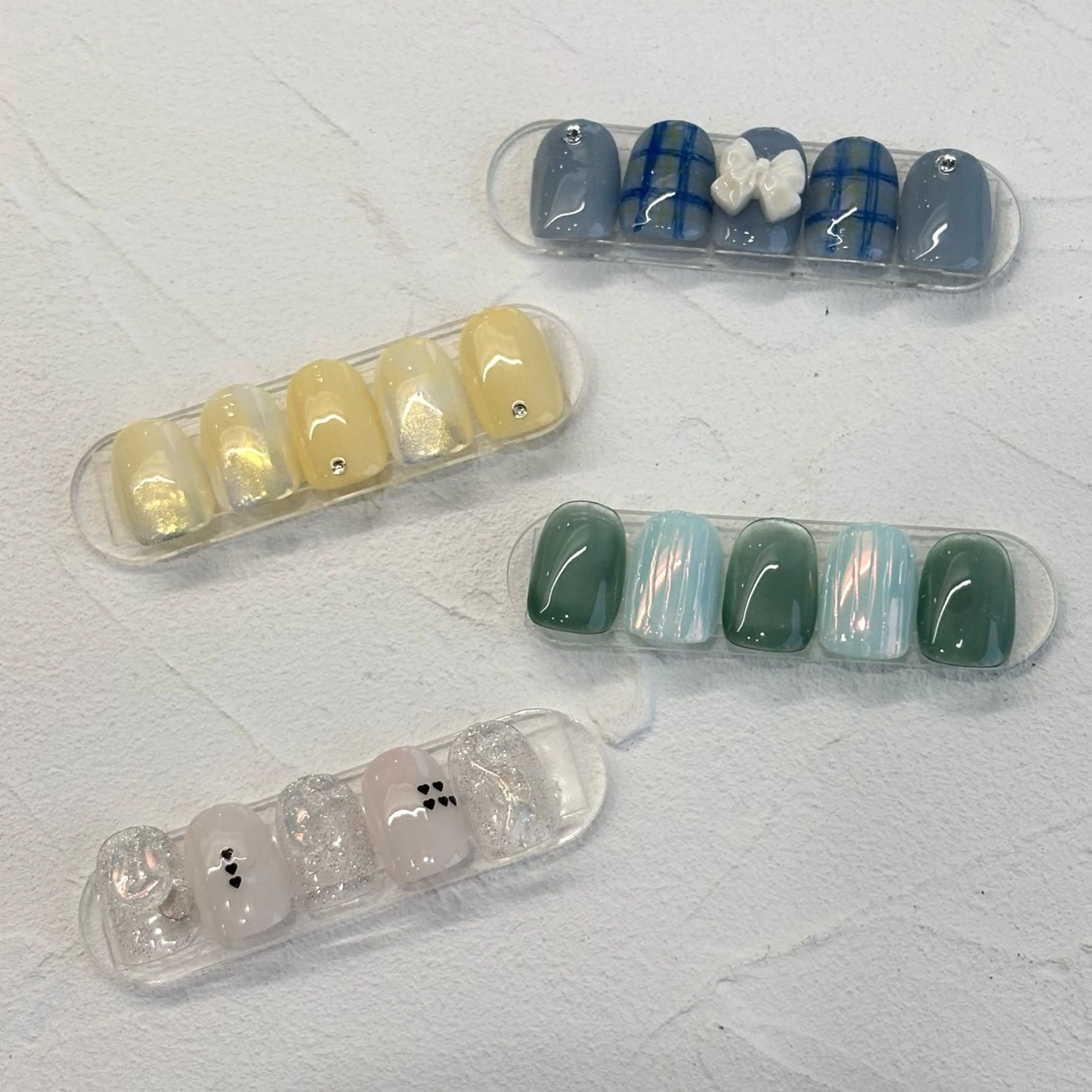 ネイル アートネイル 井上 香南のネイルデザイン