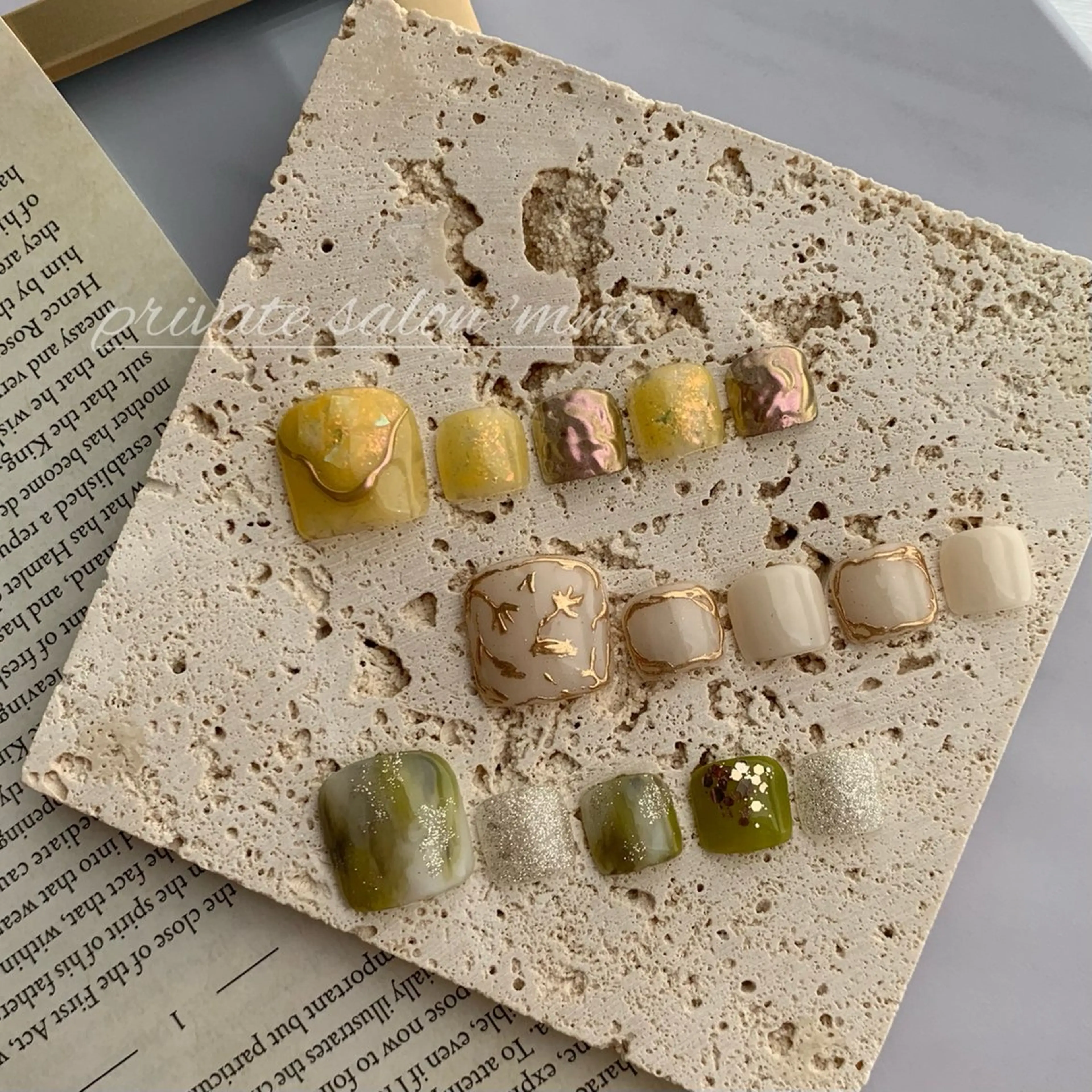 ネイル 'mm  (ミリ) ＭＡＮＡＭＩのネイルデザイン