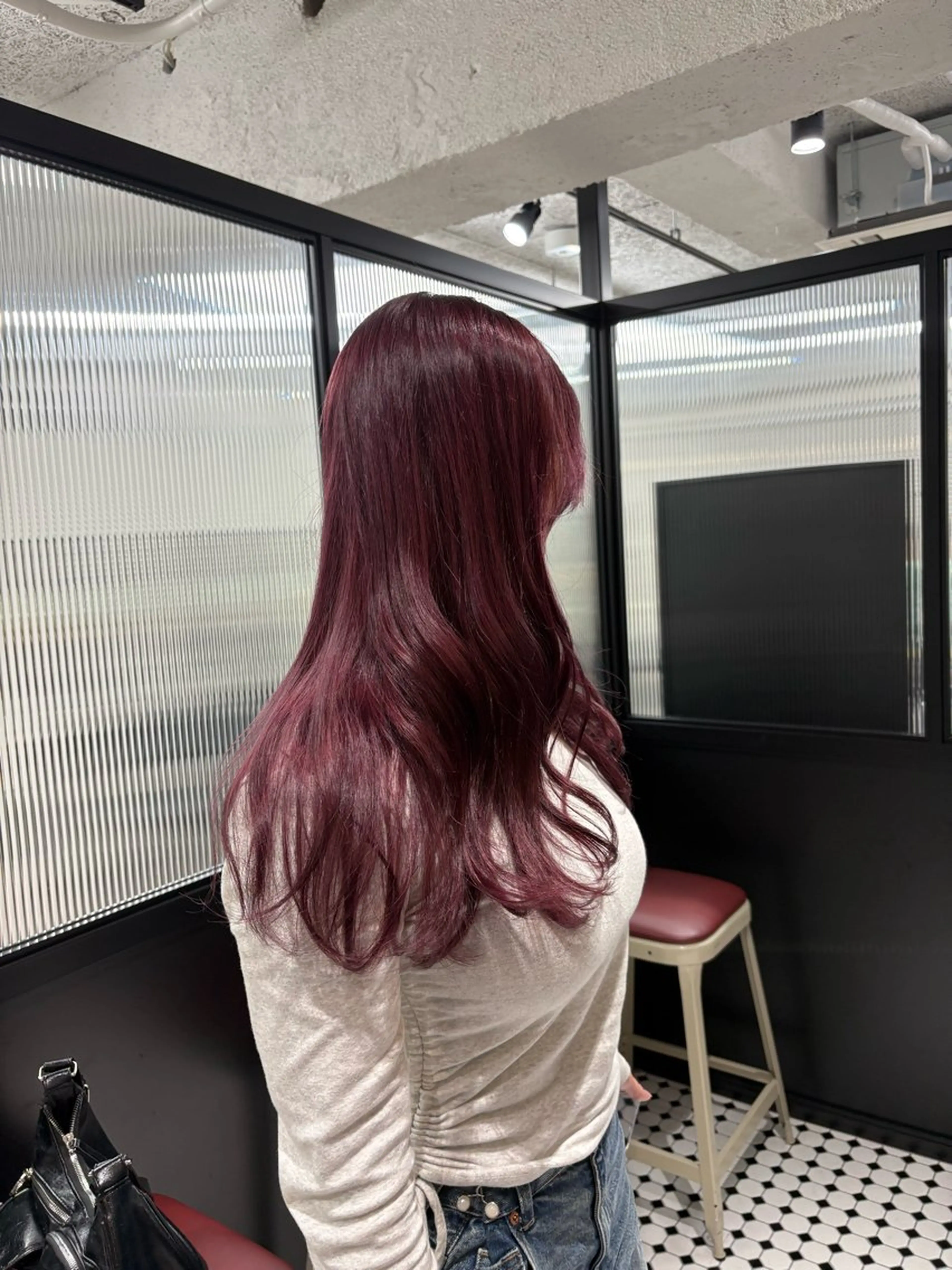 ロング カラー 韓国/トレンド レイヤー【101】のヘアスタイル