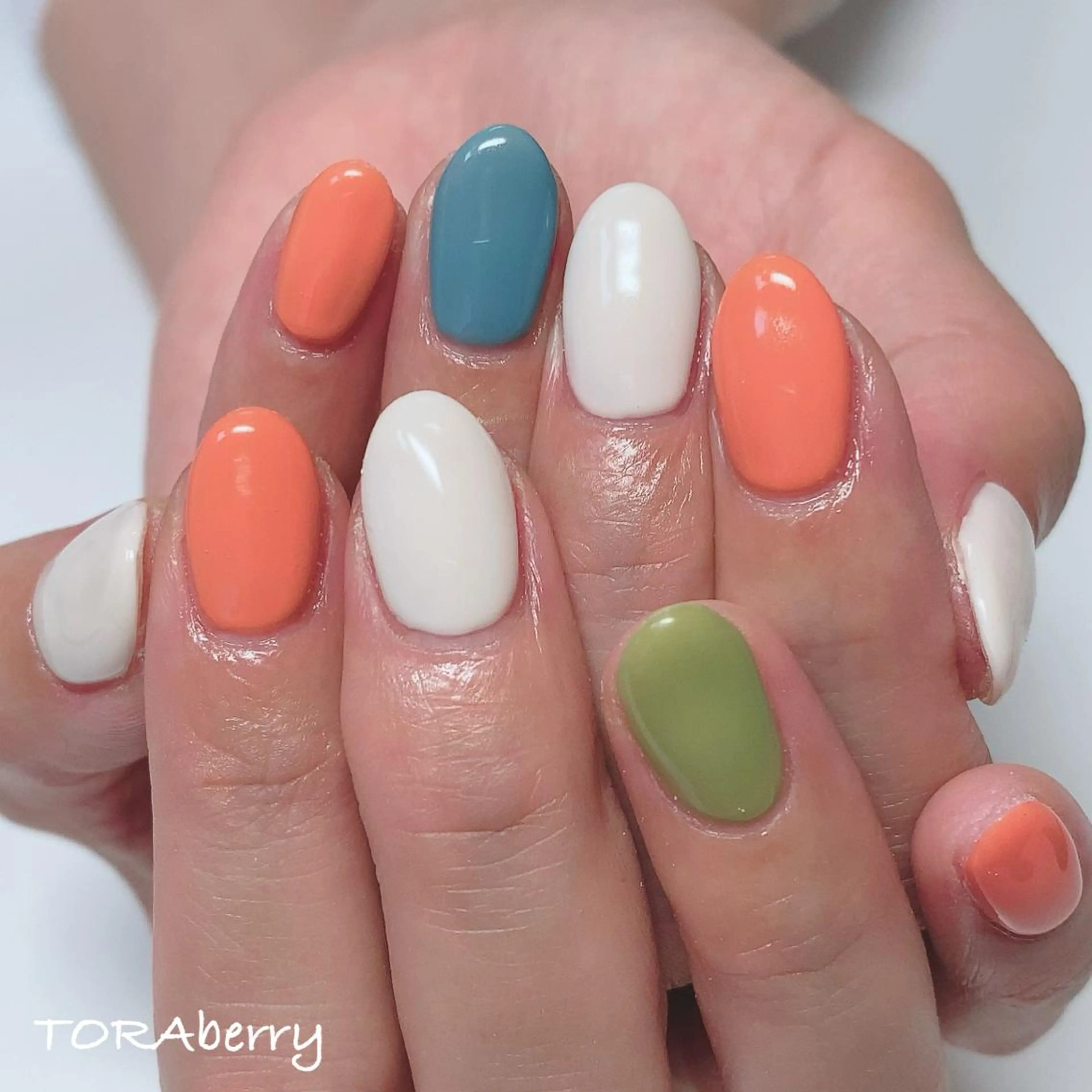 ネイル ハンドネイル ネイリスト なつみのネイルデザイン