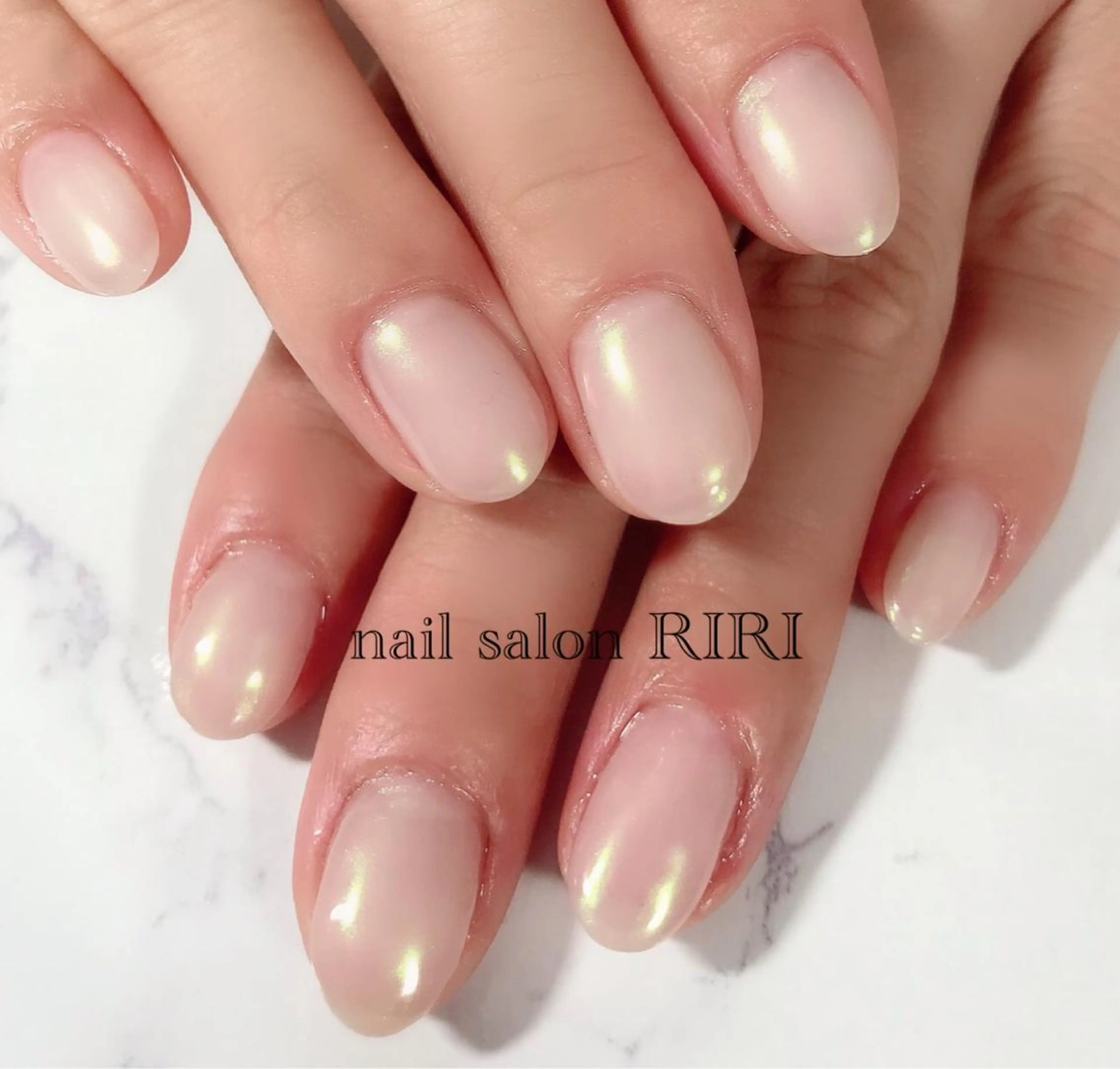 ネイル オーロラネイル RIRI リリのネイルデザイン