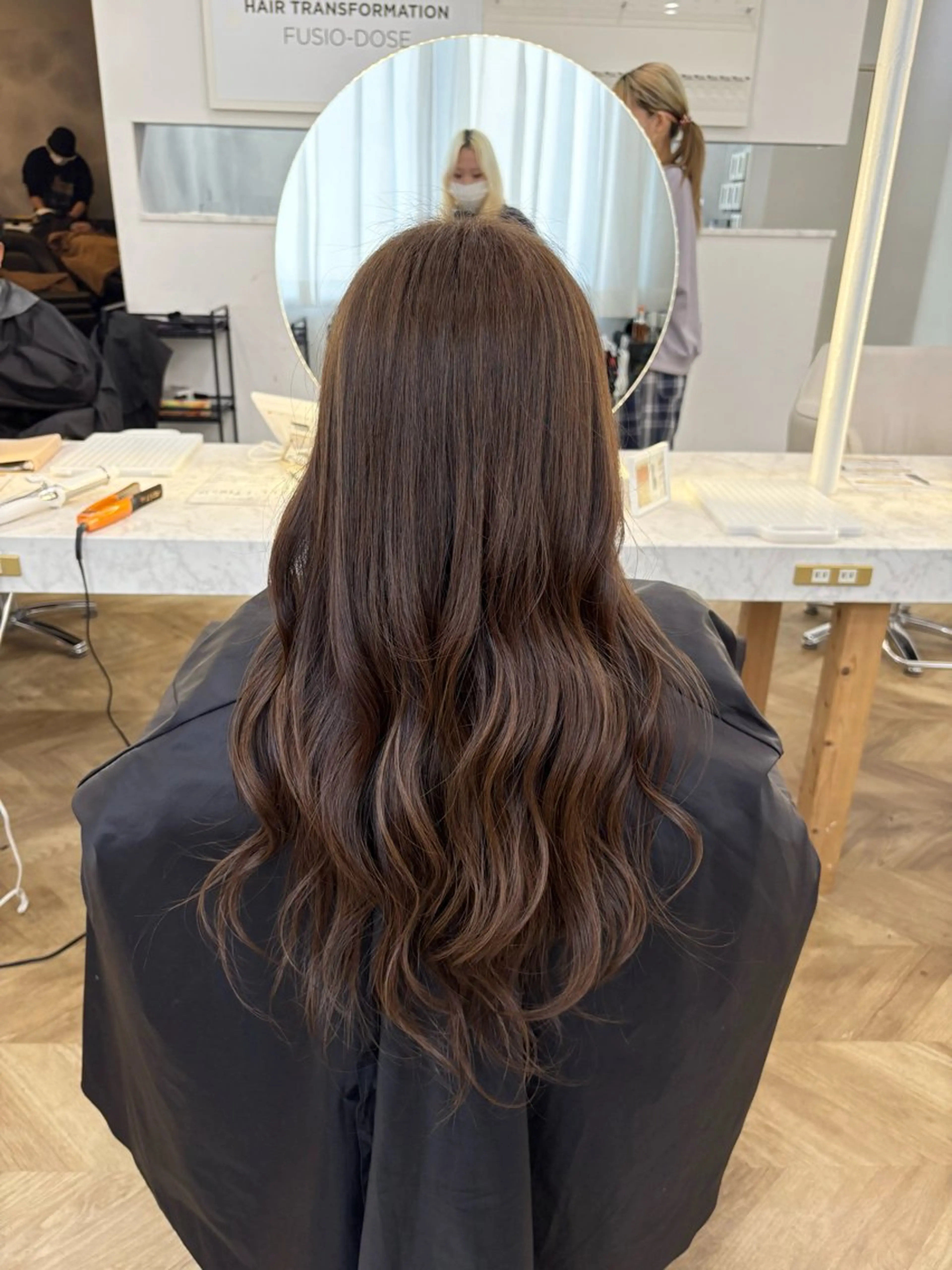 ロング カラー ヘアアレンジ カット ヘアカラー トリートメント 透明感カラー/レイヤ ーカット/須永さくらのヘアスタイル