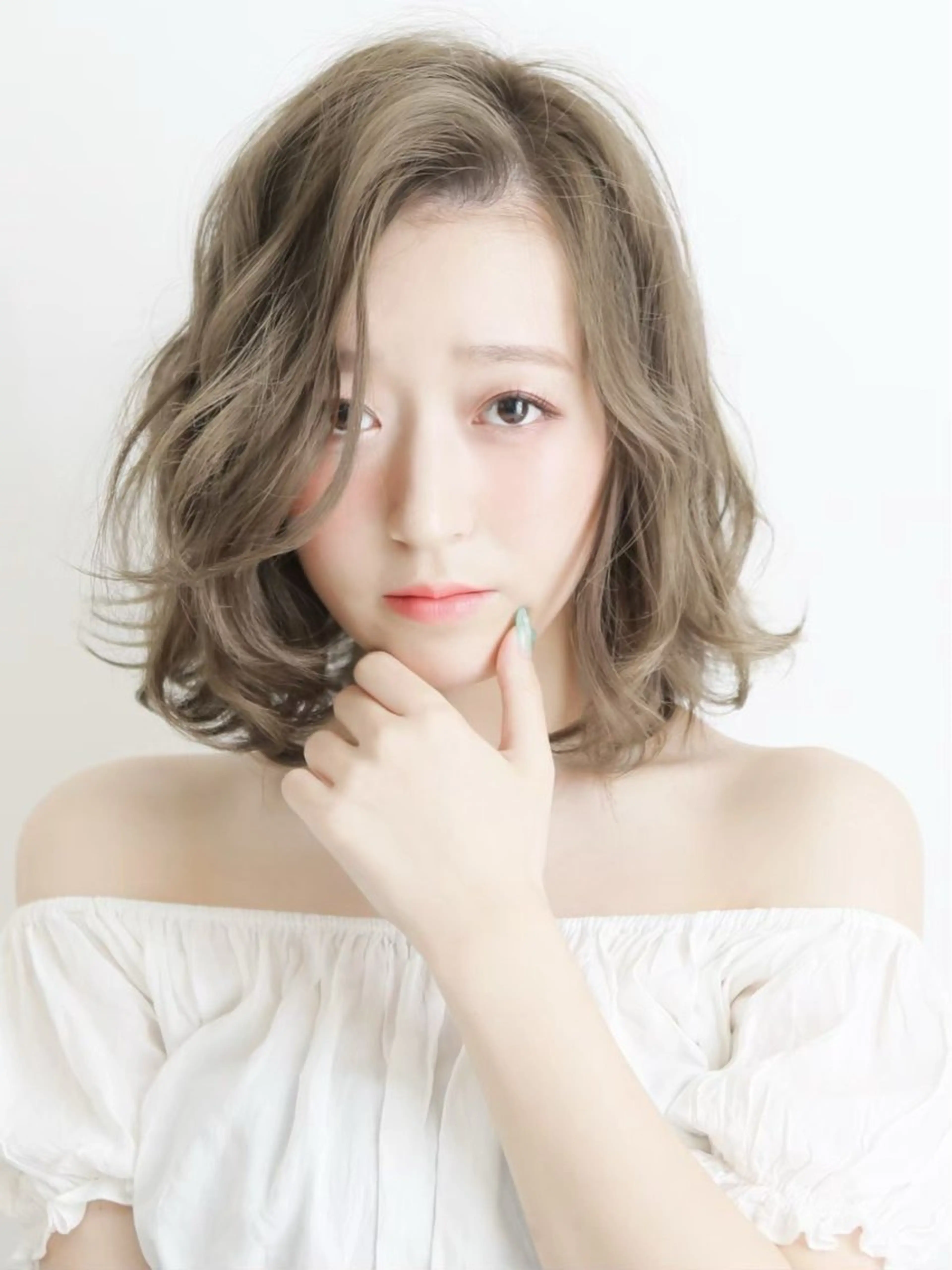 ミディアム パーマ 髙橋 紗来のヘアスタイル