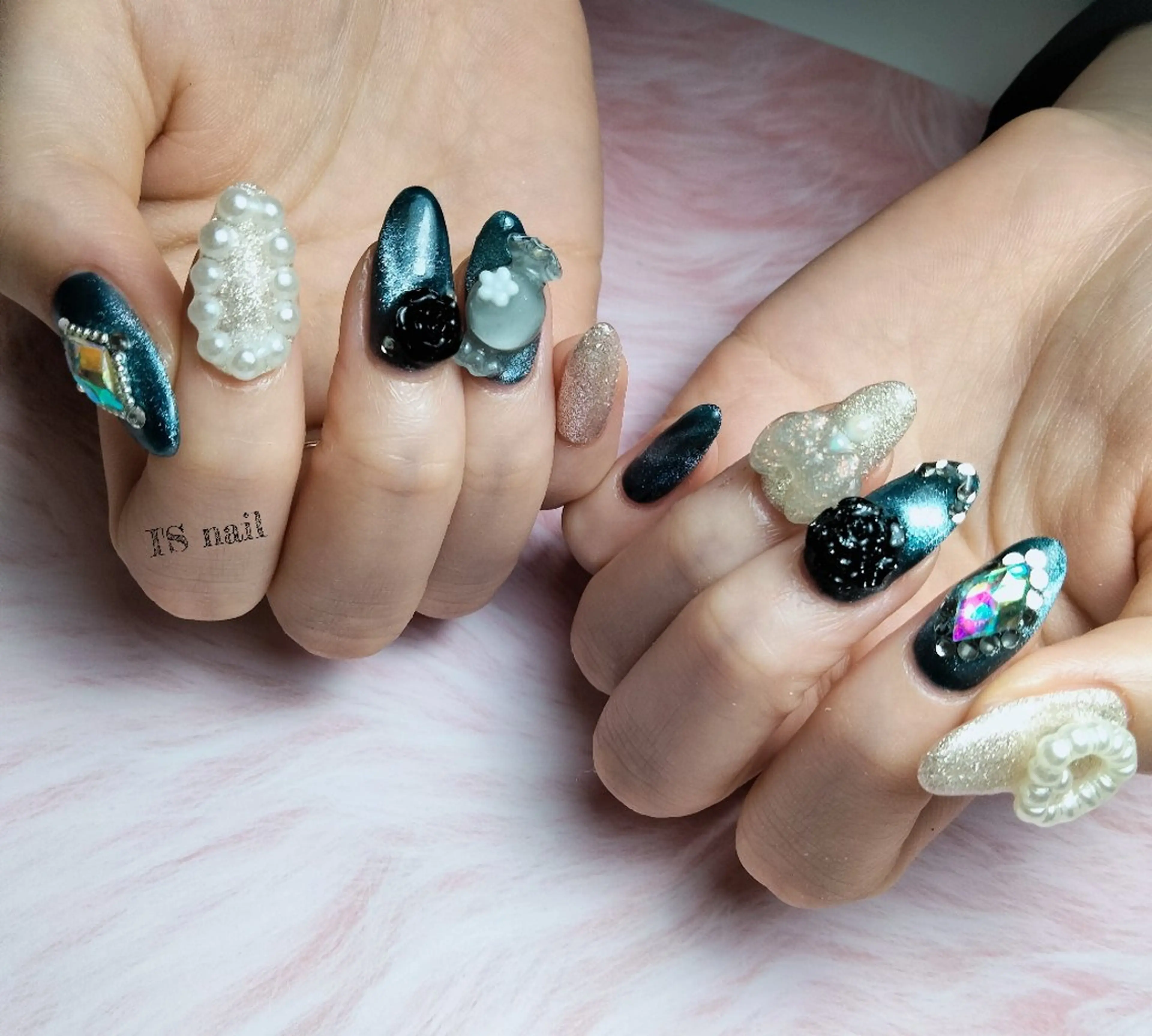 ネイル アートネイル 持ち込み ハンドネイル I'S nail 佐野のネイルデザイン