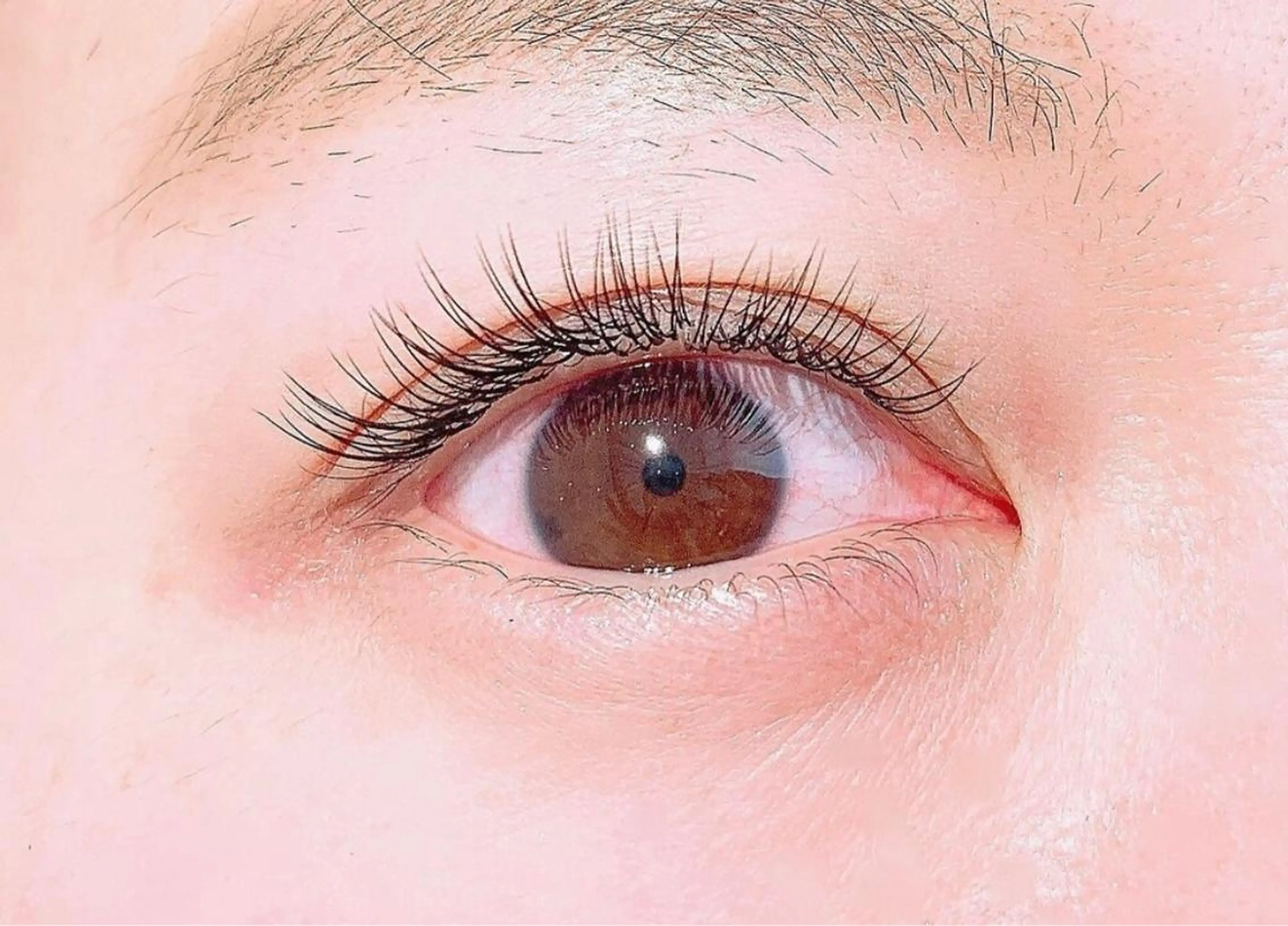 マツエク・マツパ 松永 夏のヘアスタイル