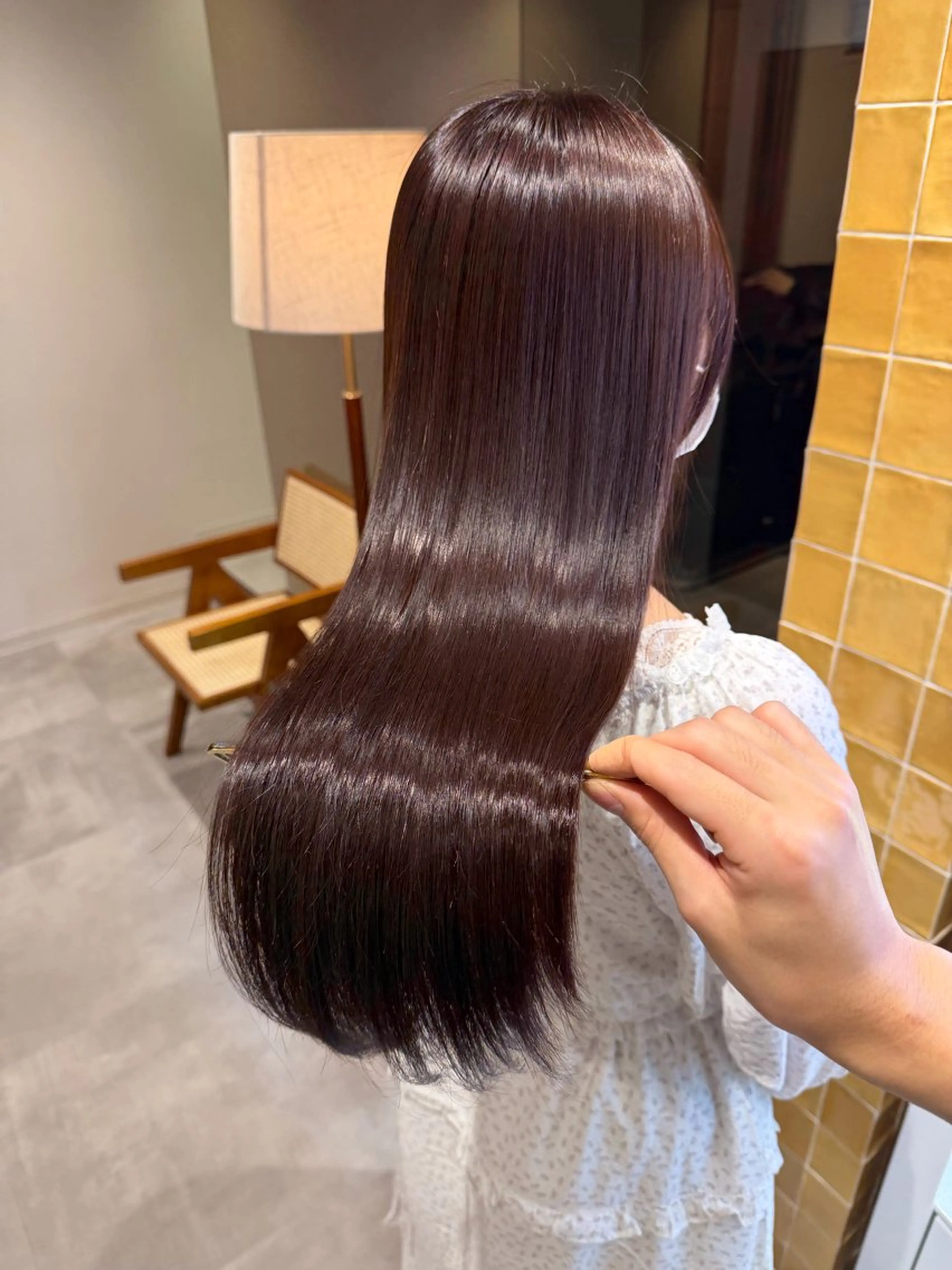 ロング カット 縮毛矯正 トリートメント 艶髪/透明感 レイヤー YUKIのヘアスタイル