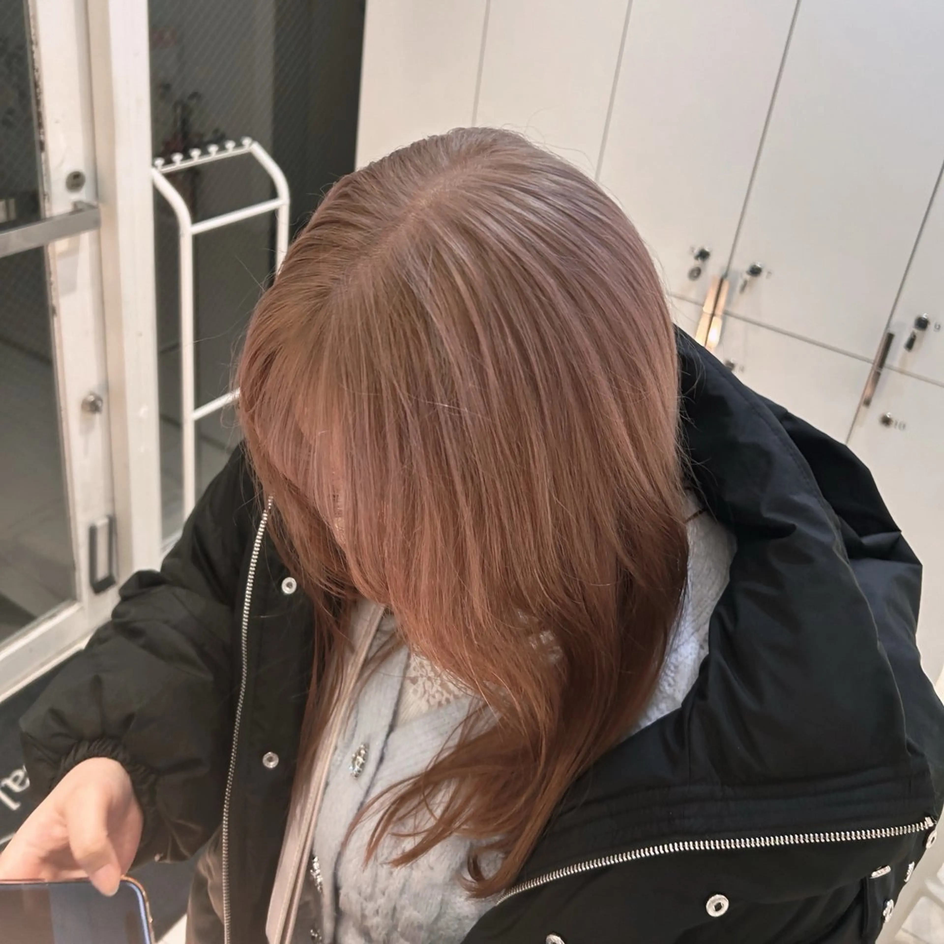 カラー ベージュカラー ブリーチ ハイトーンカラー ミルクティーベージュ ヘアカラー サラ艶/韓国ヘア ︎🌟璃奈 (ﾘﾅ)のヘアスタイル