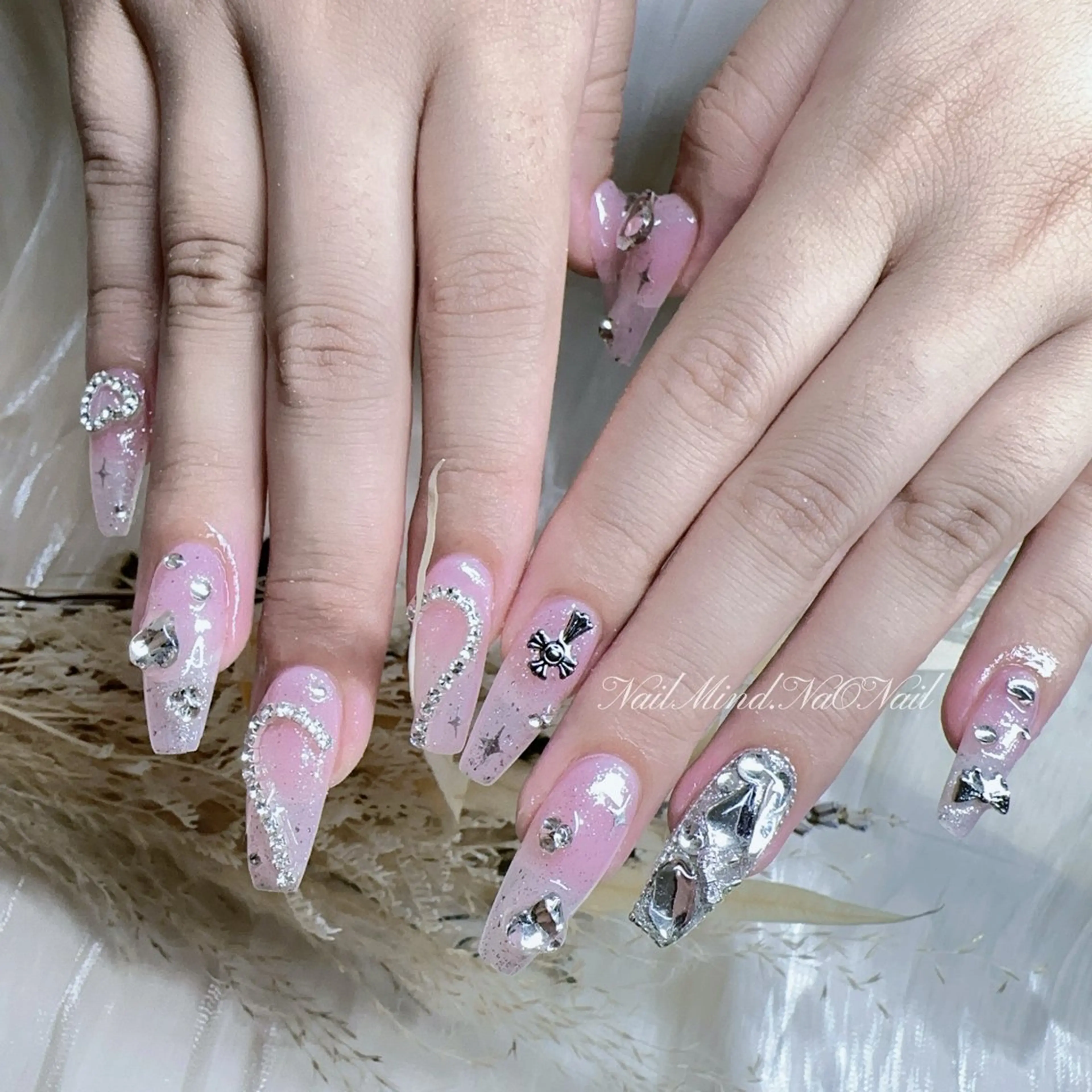 ネイル ハンドネイル Nail Mind (NaONail）のネイルデザイン