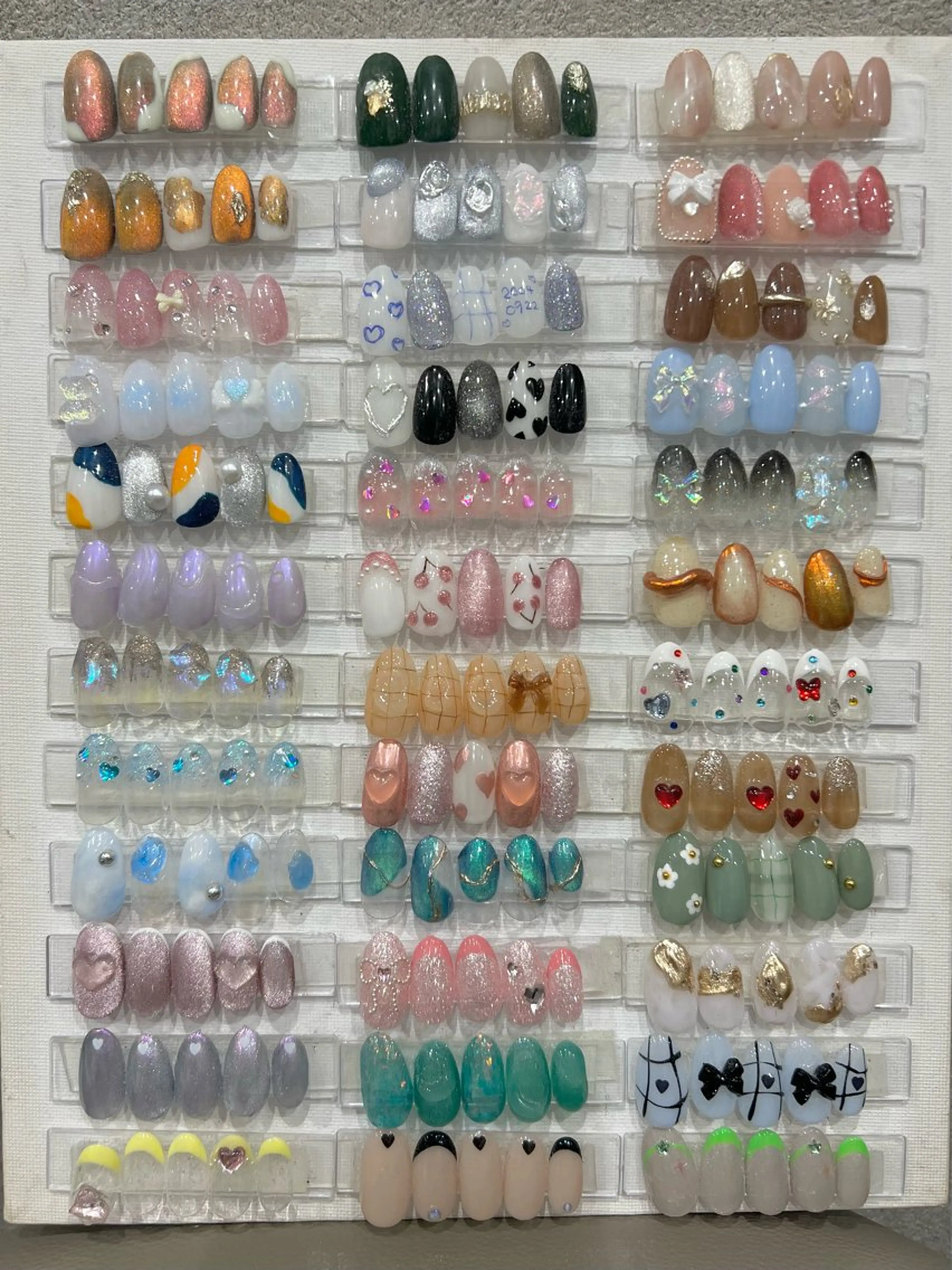 【オフ有】ガッツリデザインがお好きな方に🌟定額2デザイン🌼￥8,300の写真