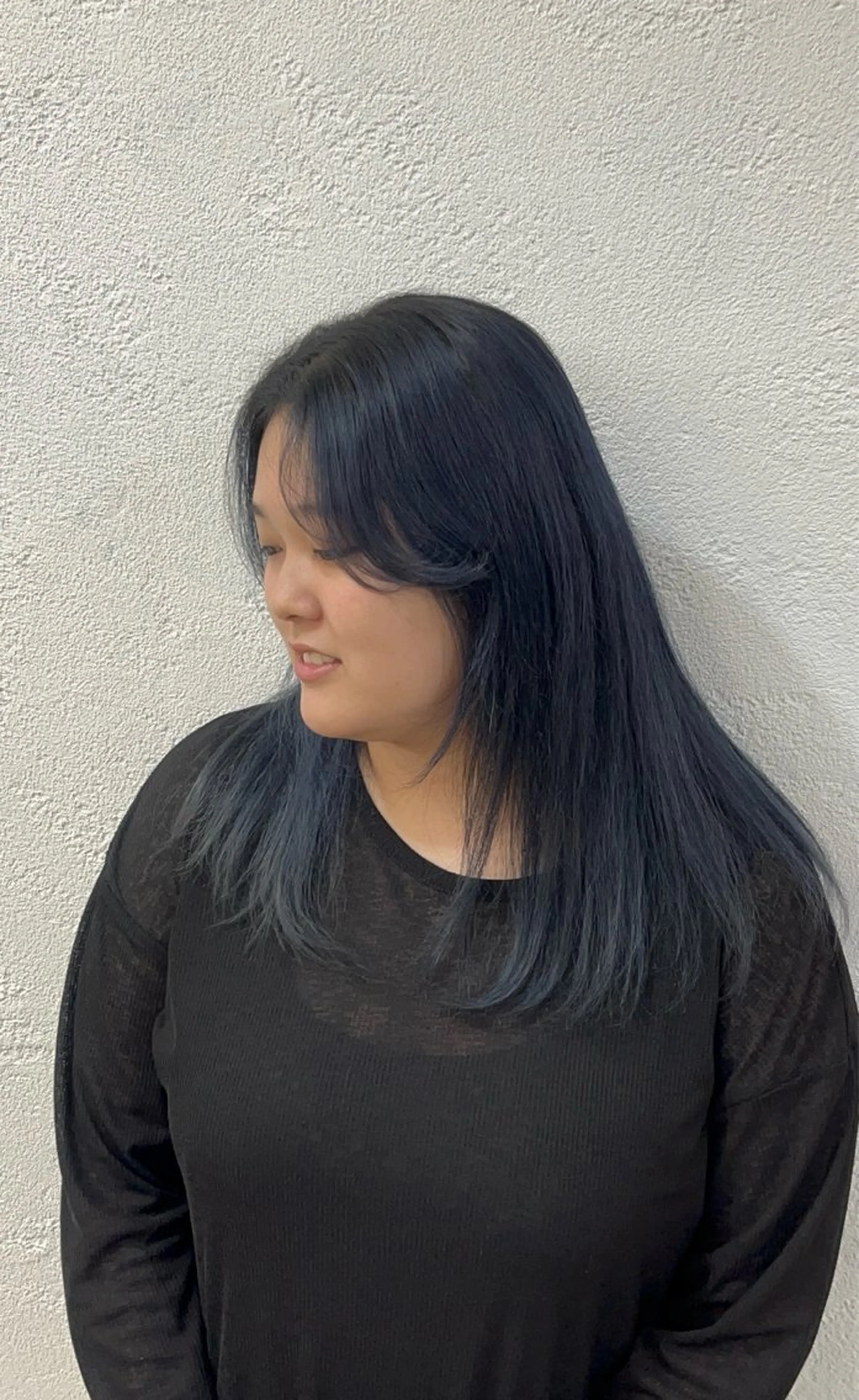 ロング レイヤーカット 山本 梨華のヘアスタイル