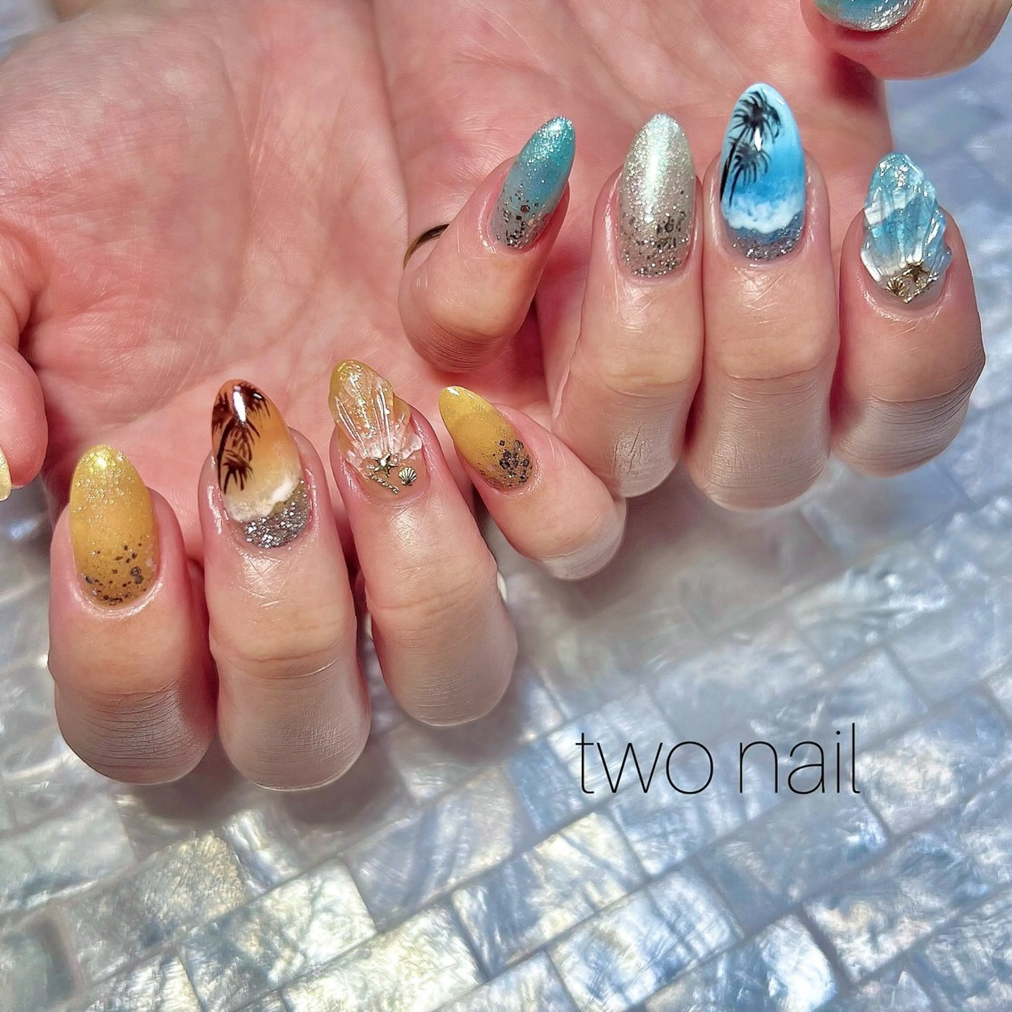 ネイル アートネイル ネイルチップ ホワイト ハンドネイル two nailのネイルデザイン
