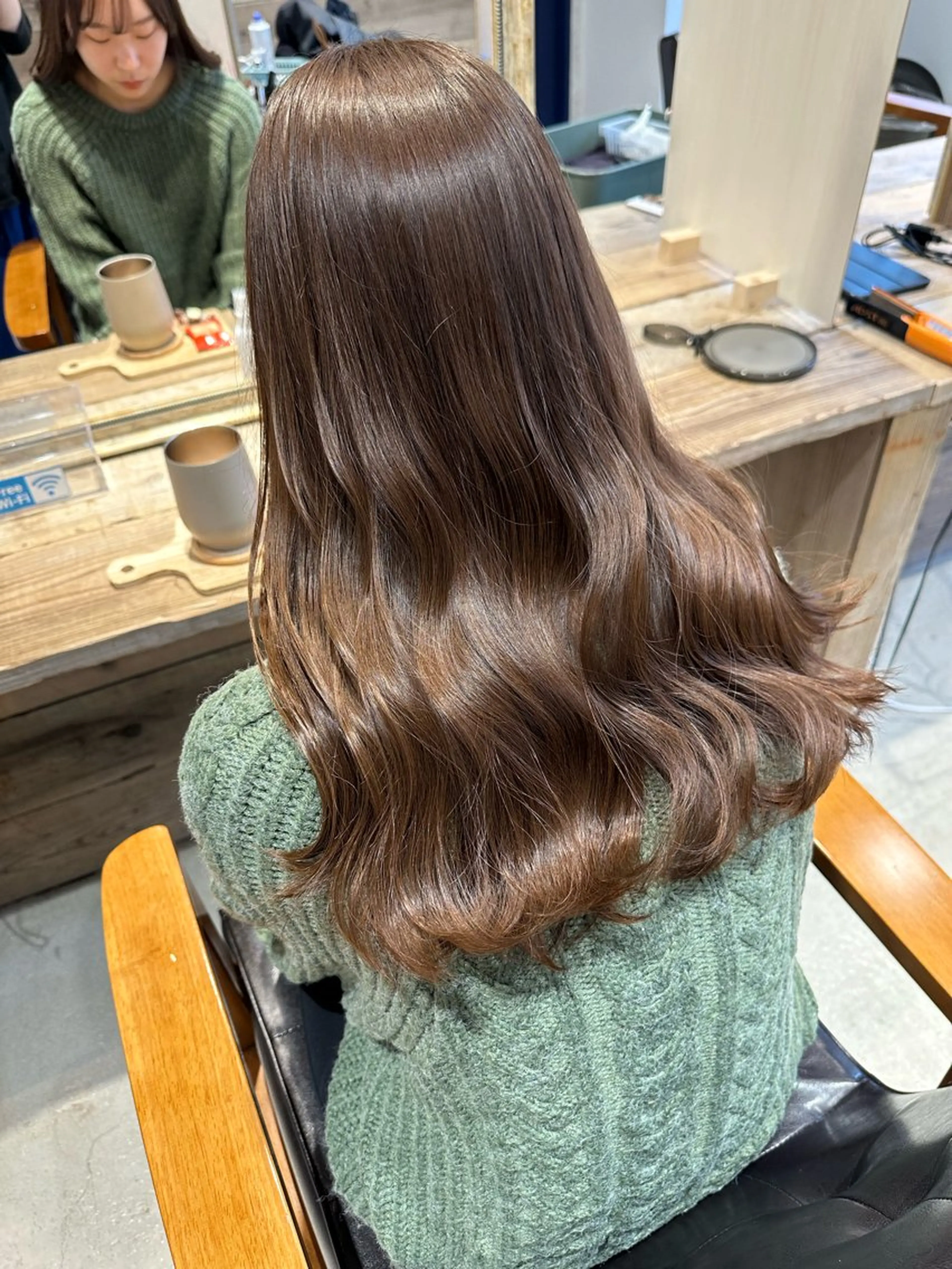 ロング カラー ヘアアレンジ ブラウンカラー カット ヘアカラー Sana/ 耳ツボ/インナーのヘアスタイル