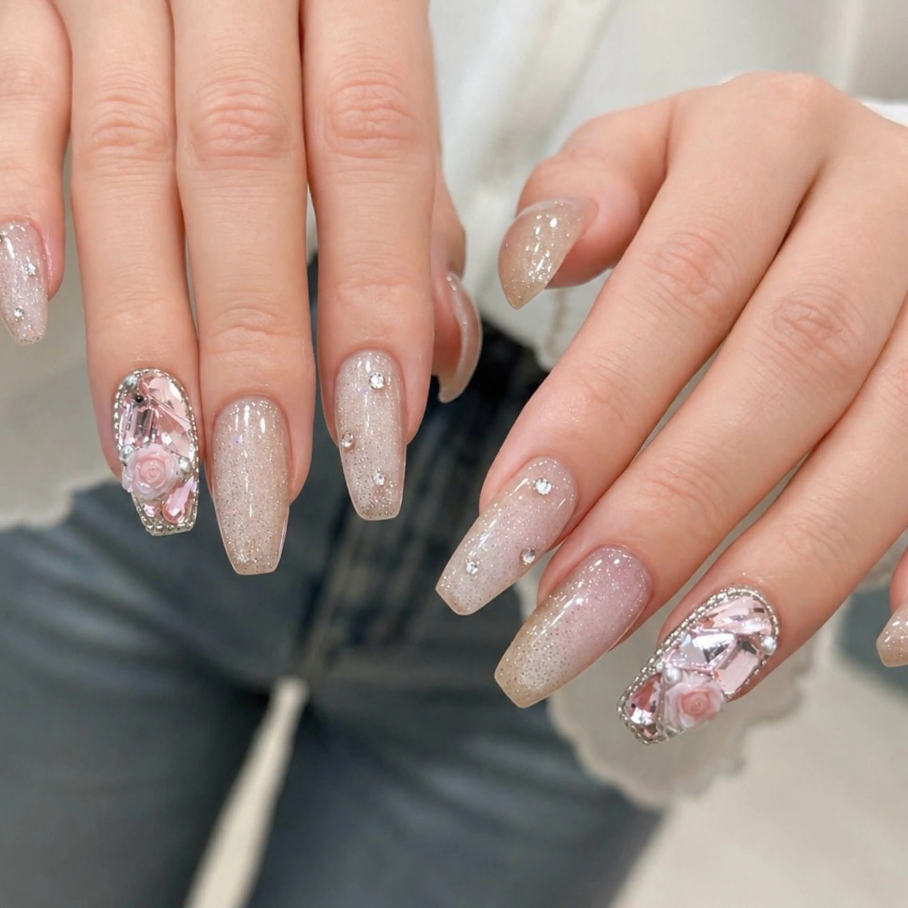 ネイル フラッシュネイル フラッシュマグ マグネットネイル シンプルネイル ハンドネイル FLORANZ 🫧AIRI🫧のネイルデザイン