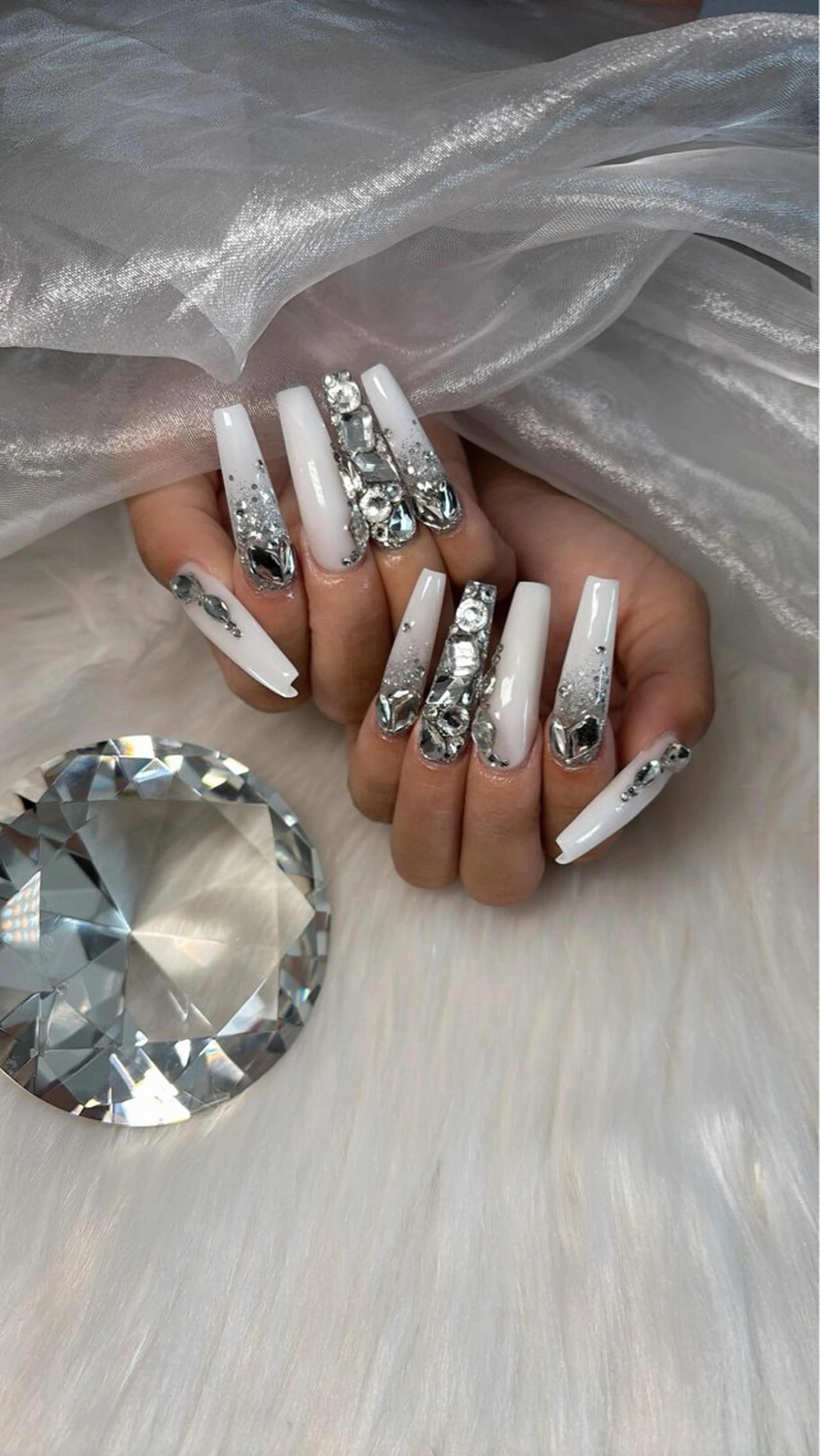 ネイル ロングネイル ハンドネイル salon de belnetta所属・Kayo 💅のネイルデザイン