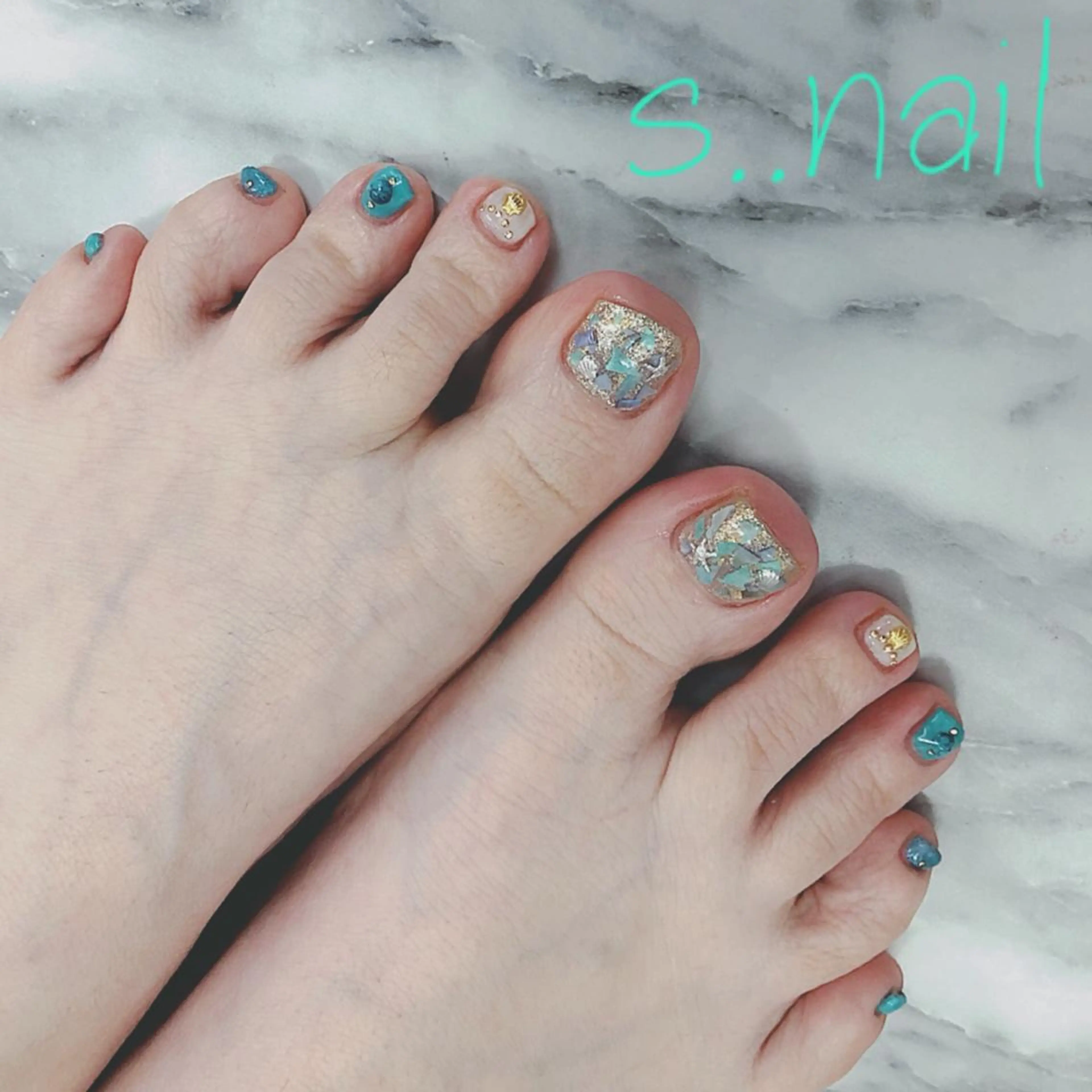 ネイル フットネイル ハンドネイル フットネイル s..nail / MORITAのネイルデザイン
