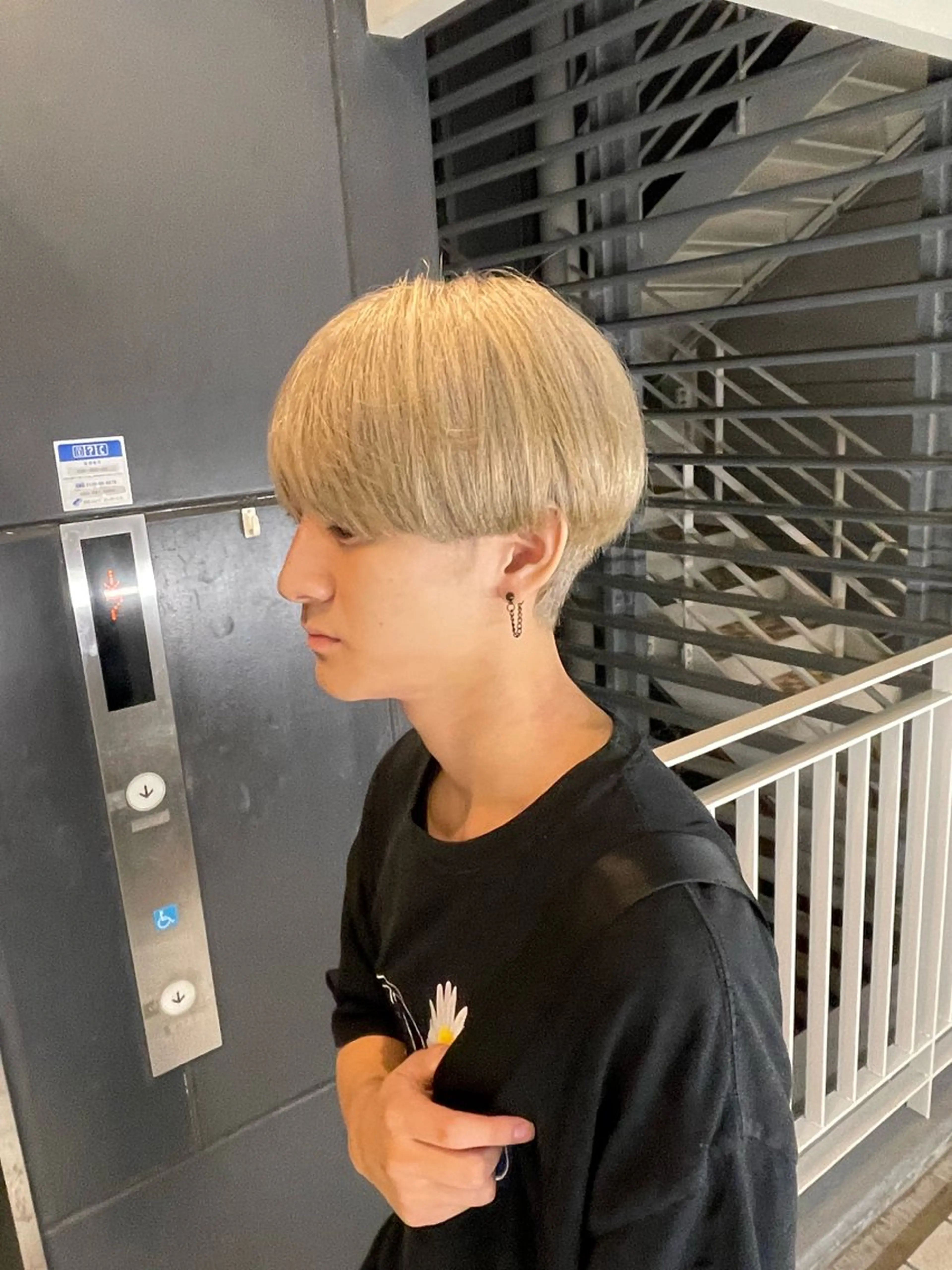 カラー メンズ Lull1人美容室 バレイヤージュのヘアスタイル