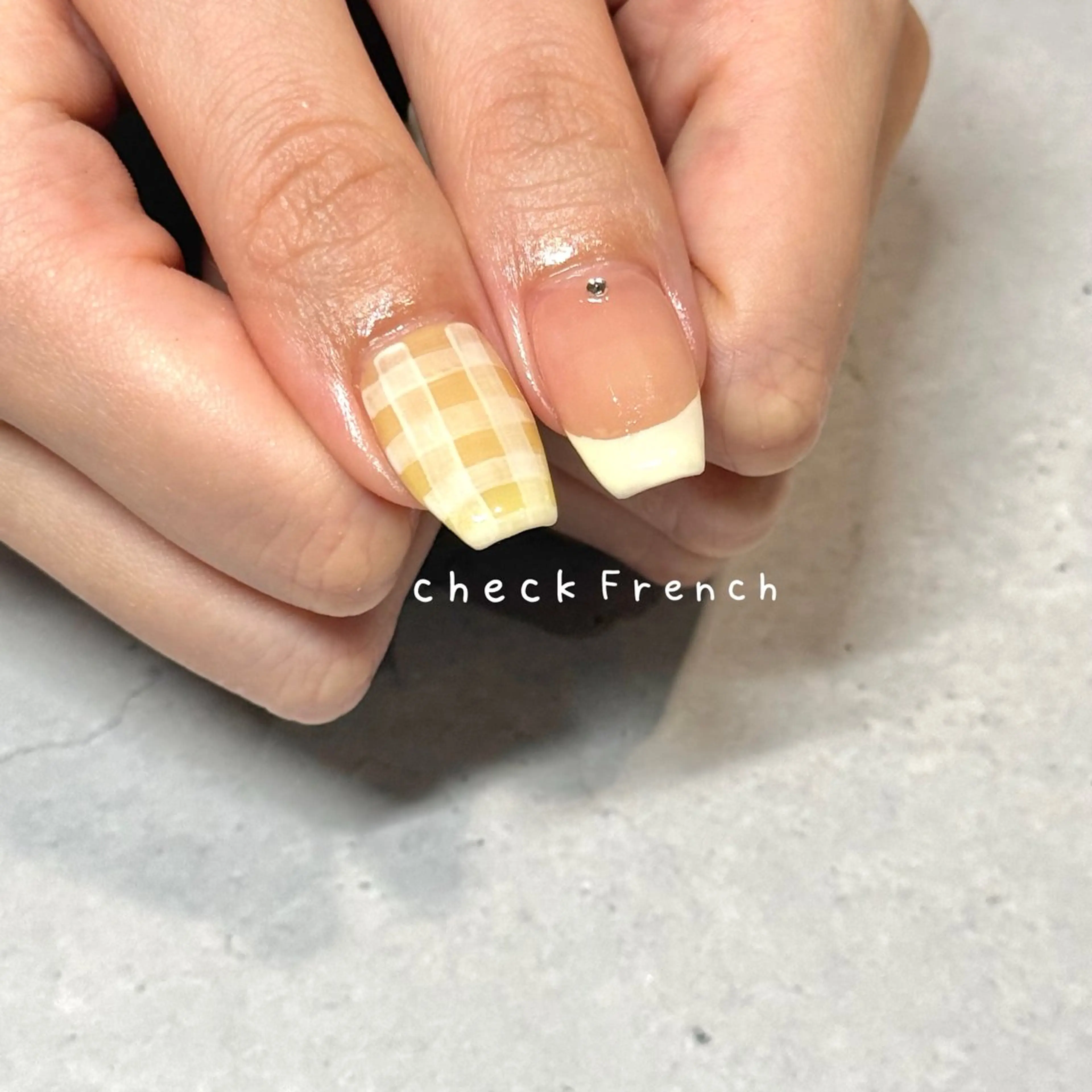 ネイル ハンドネイル chika .のネイルデザイン