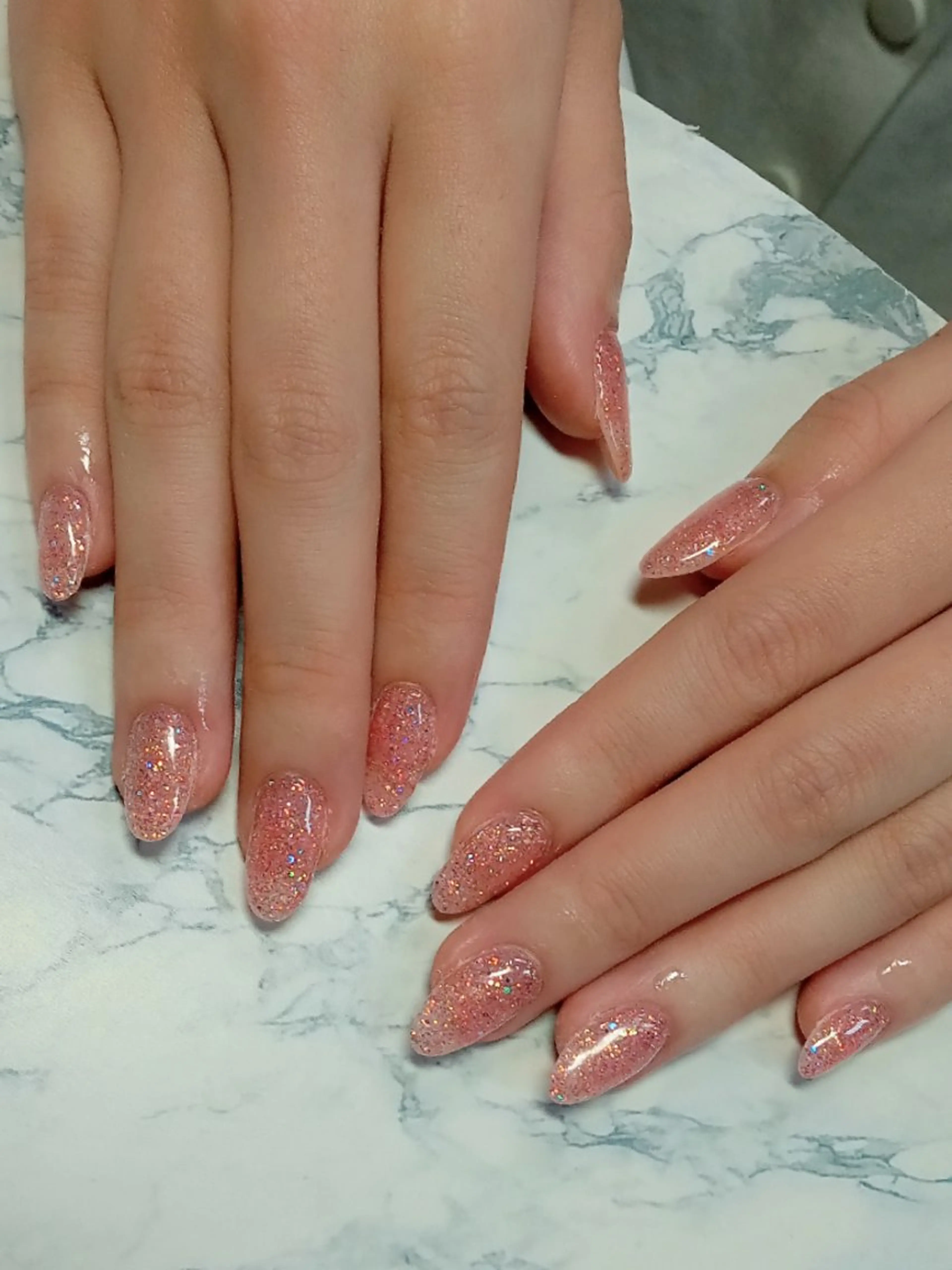 ネイル 長さ出し ジェルネイル キラキラネイル ラメ(グリッター) ラメグラデーション ハンドネイル flure de neige yukiのネイルデザイン