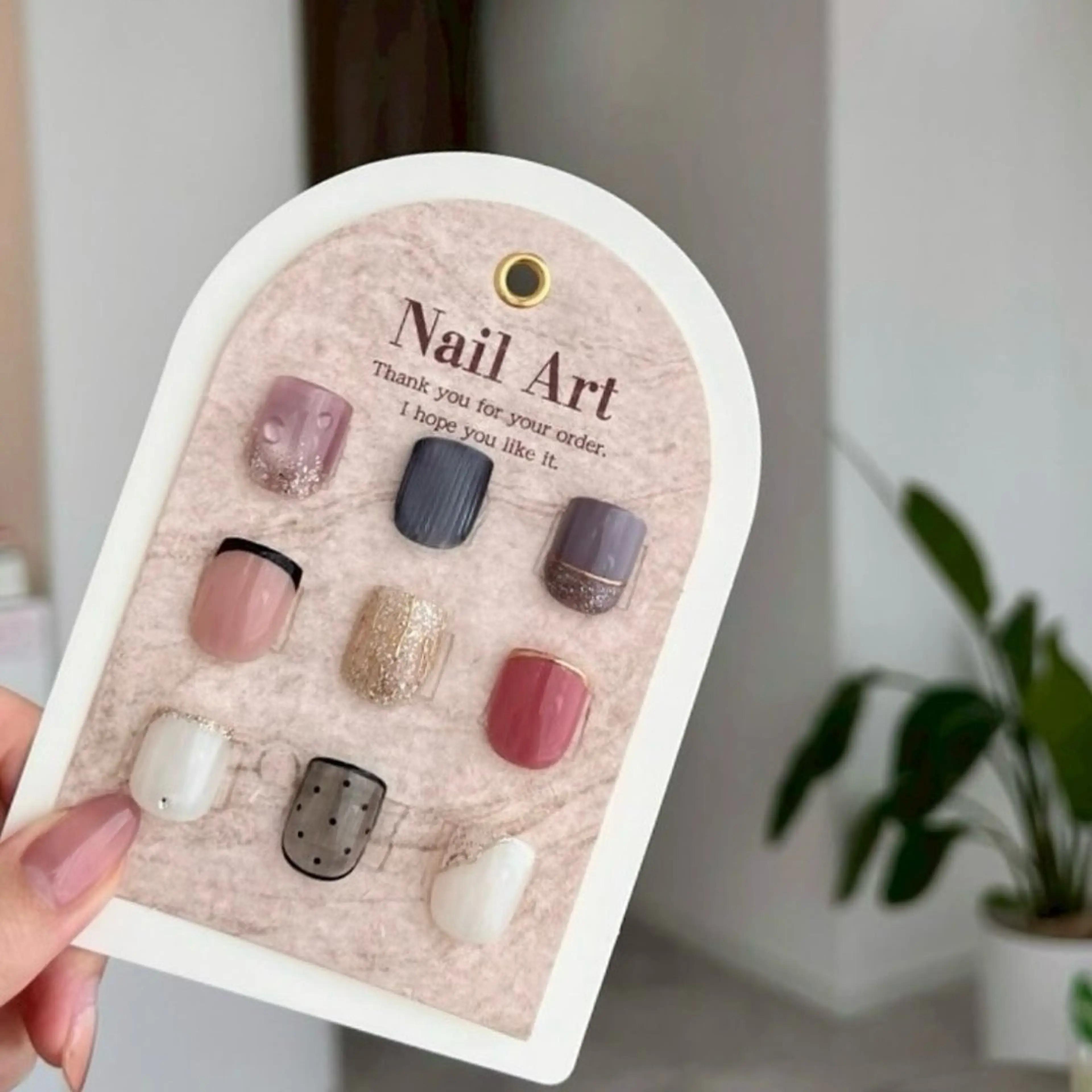 ネイル nailsalon Luxey（リュクシー）所属・Luxey shihoのネイルデザイン