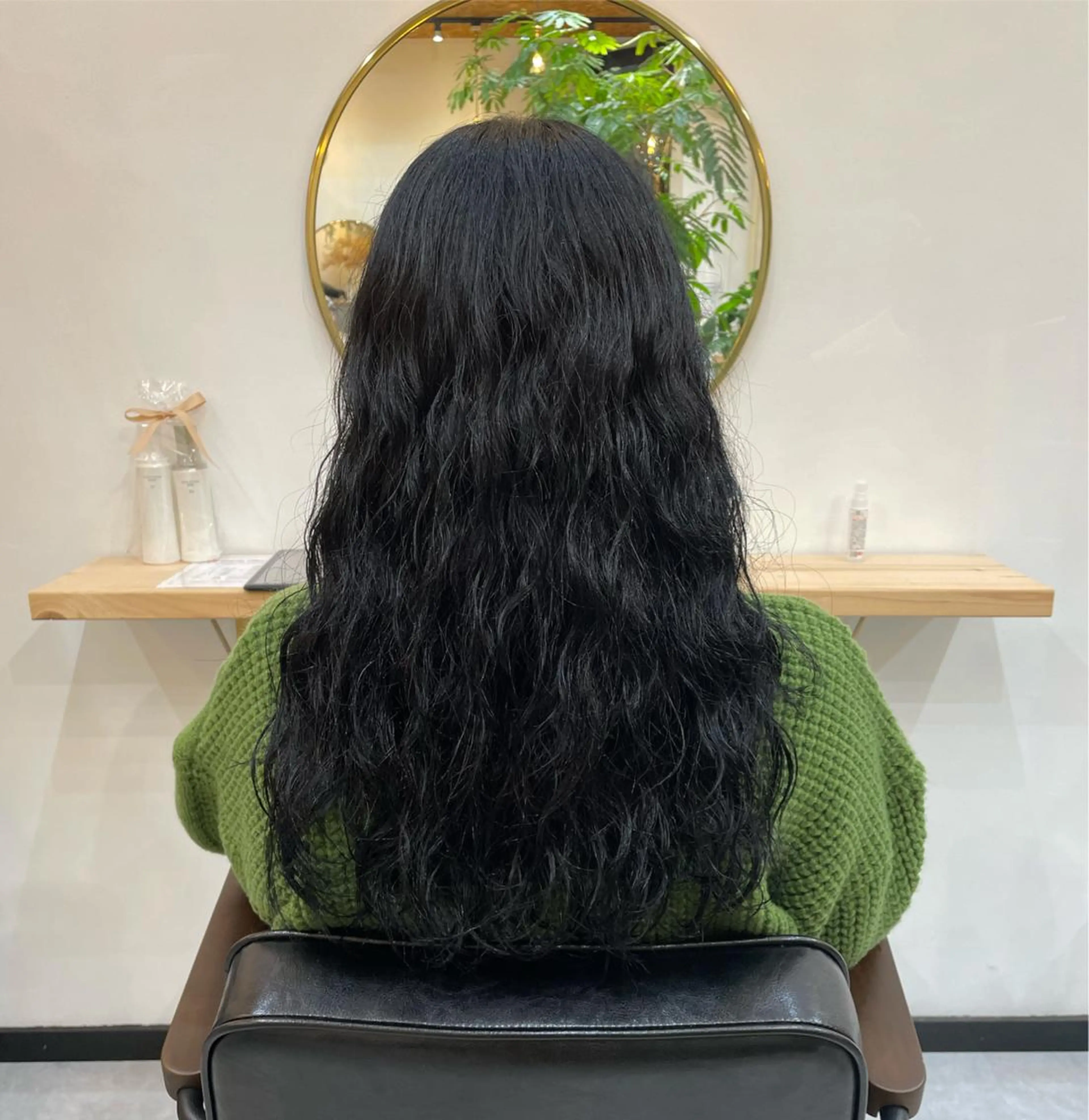 ロング カラー 高梨 菜々のヘアスタイル