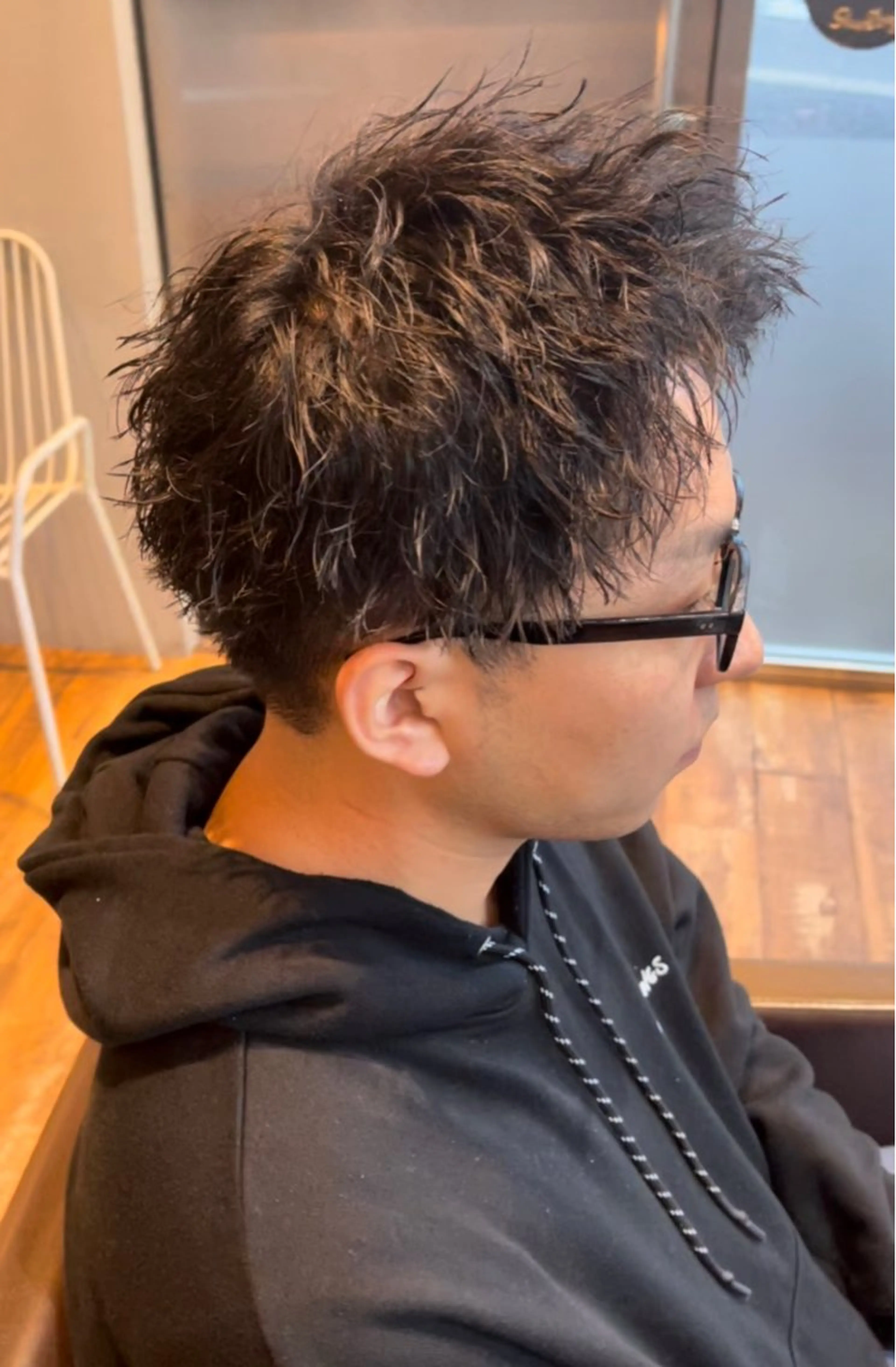 パーマ メンズ アップバング メンズパーマ ツイストスパイラルパーマ スパイラルパーマ 🌟パーマリスト 鈴木雄大🌟のヘアスタイル