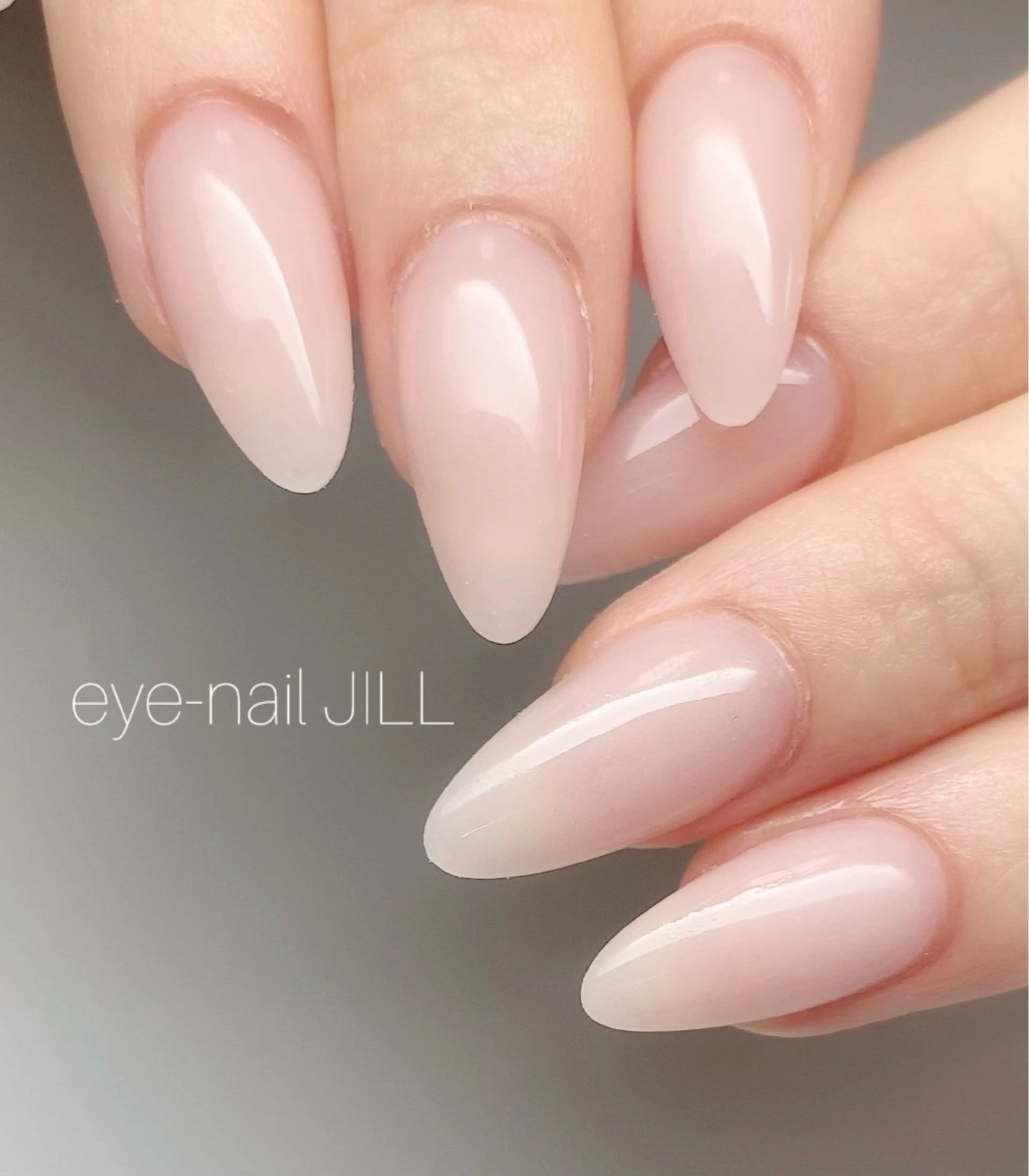 ミディアム JILL sa-yaのネイルデザイン