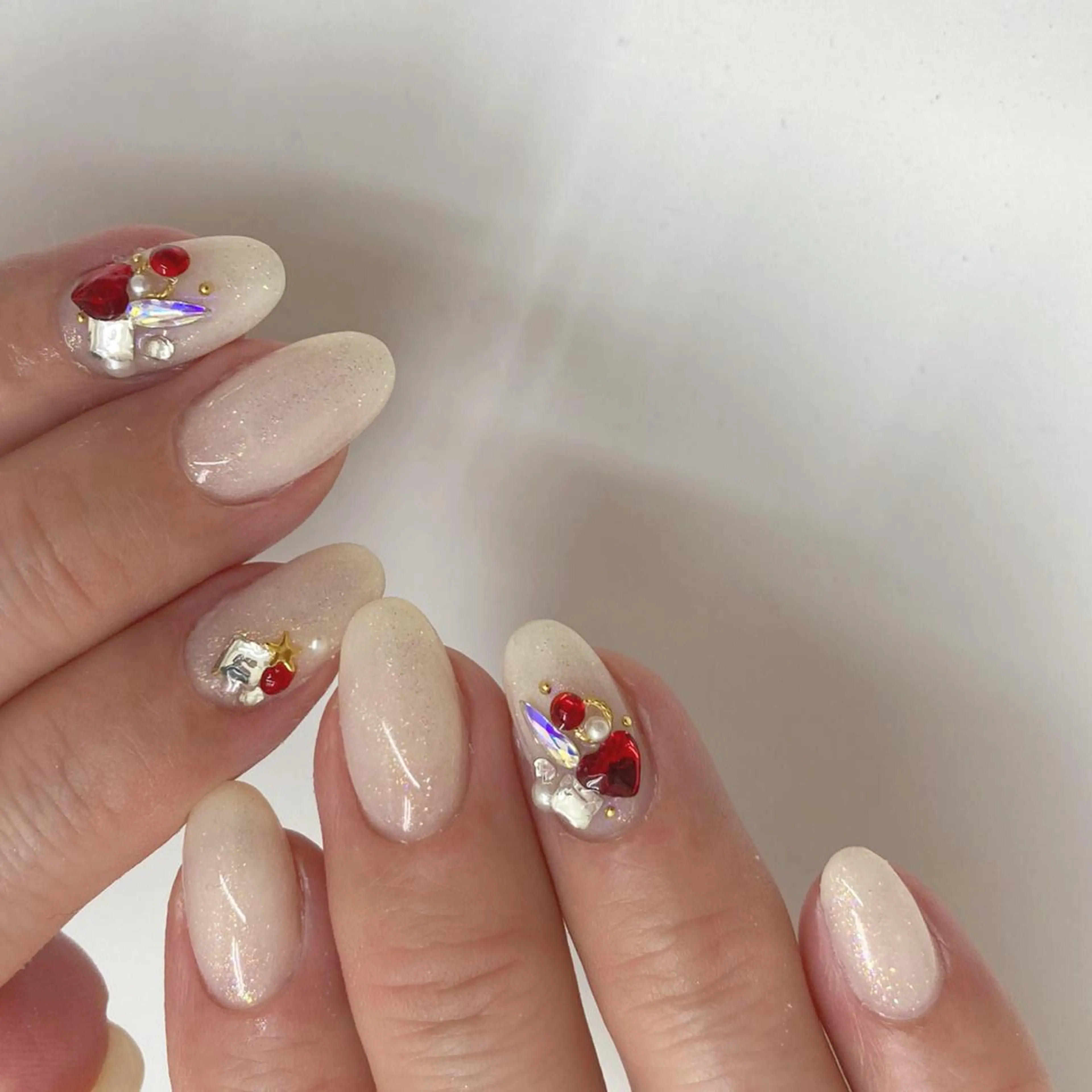 ネイル ホワイト 冬ネイル クリスマス Faire MIKIのネイルデザイン