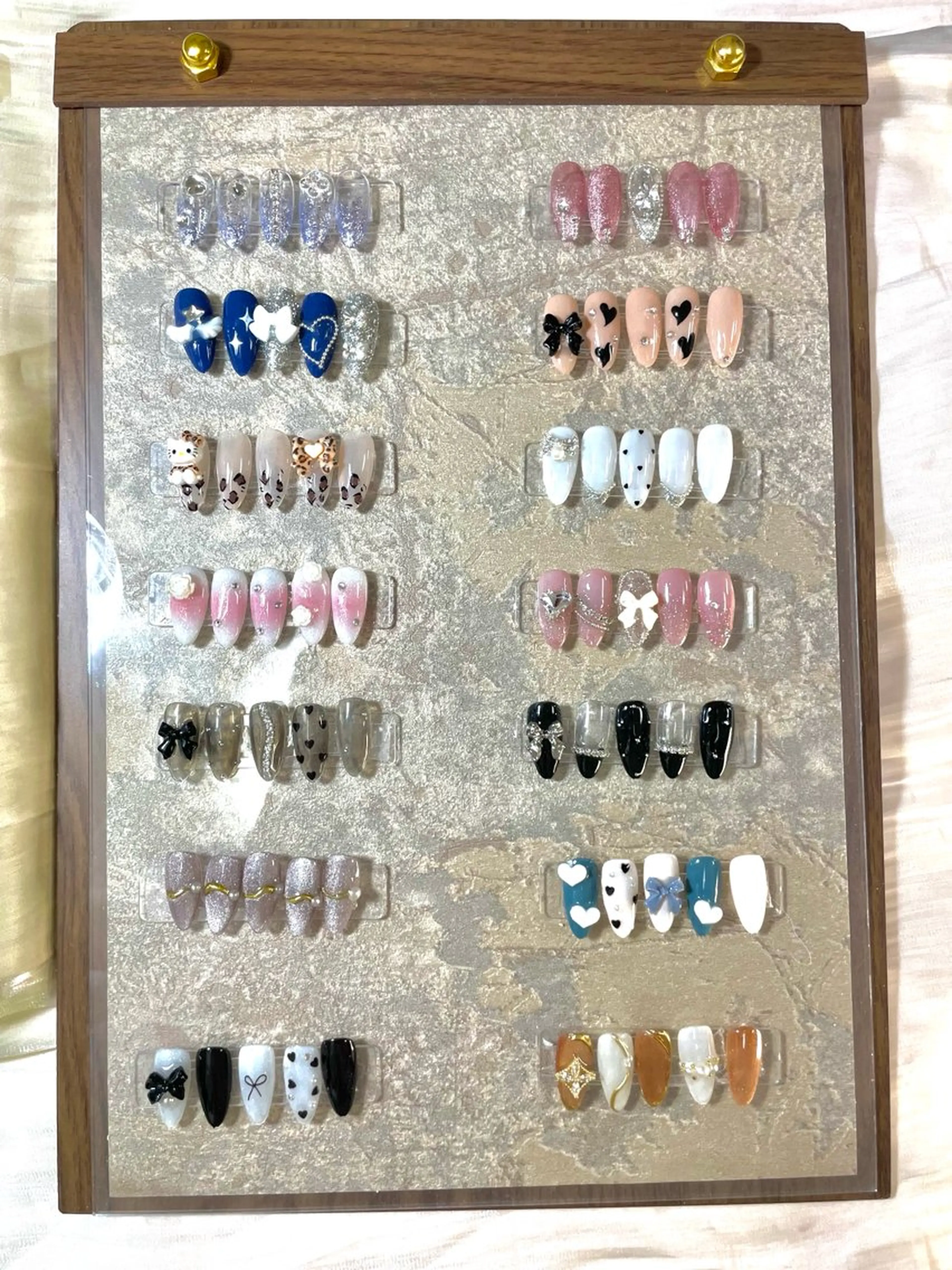 ⋆˙♡✨💕定额アート80種類～カラー、パーツ変更可能ですの写真