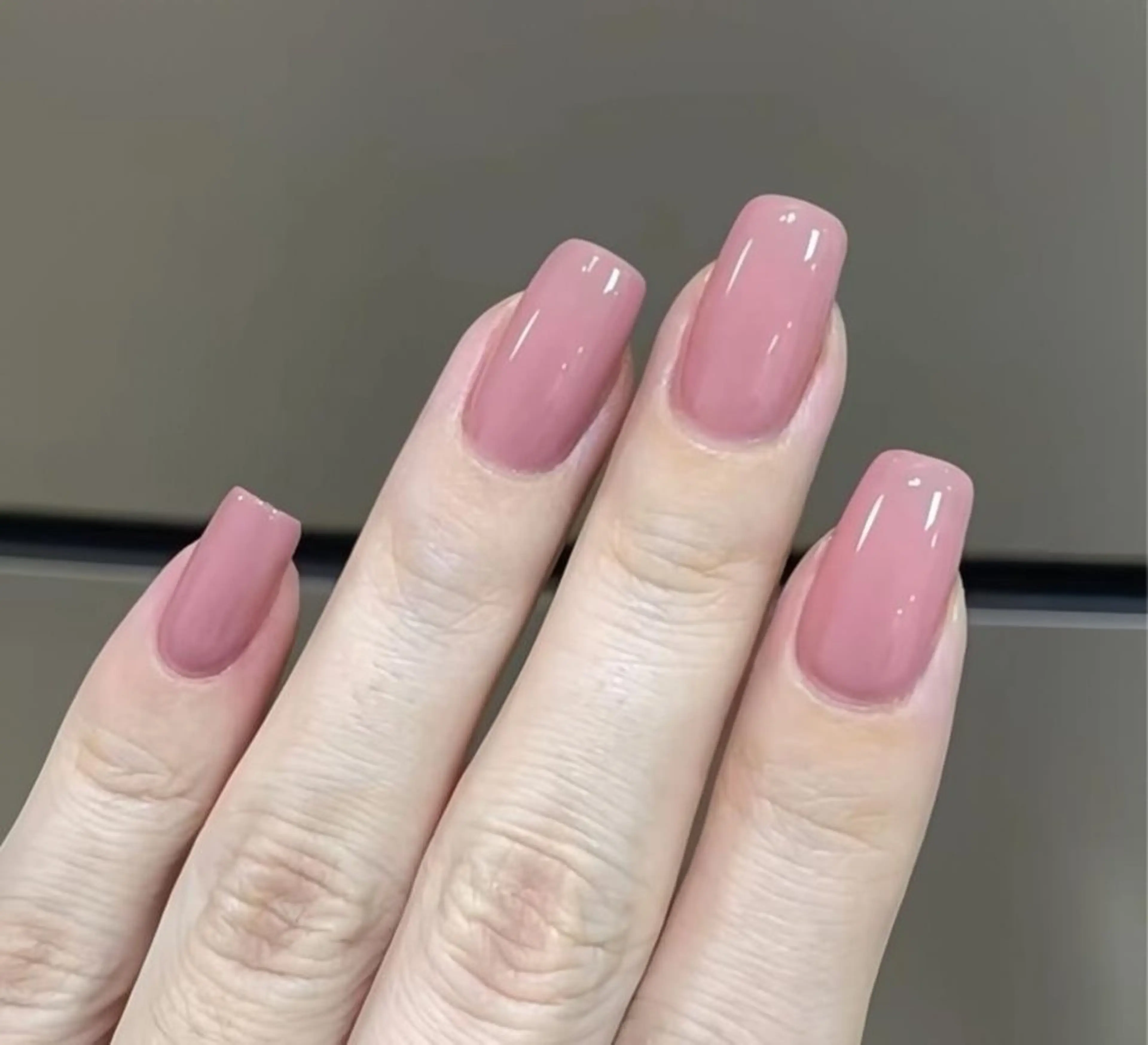 ワンカラー/2色ネイル /キラキラ ワンカラーの写真