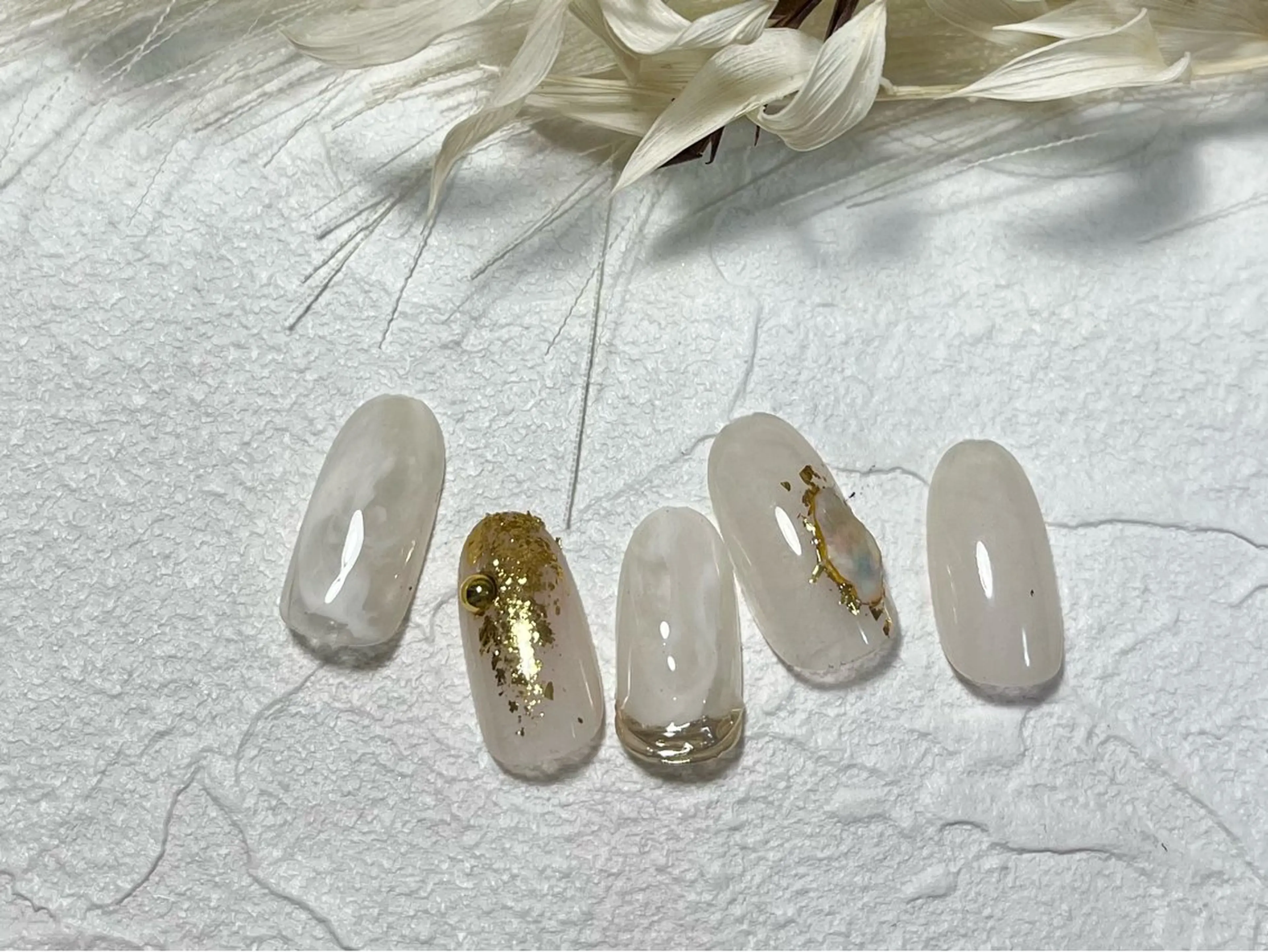 ネイル オーロラネイル フットネイル フレンチネイル ジェルネイル 韓国ネイル ハンドネイル kiki nail たまプラーザのネイルデザイン