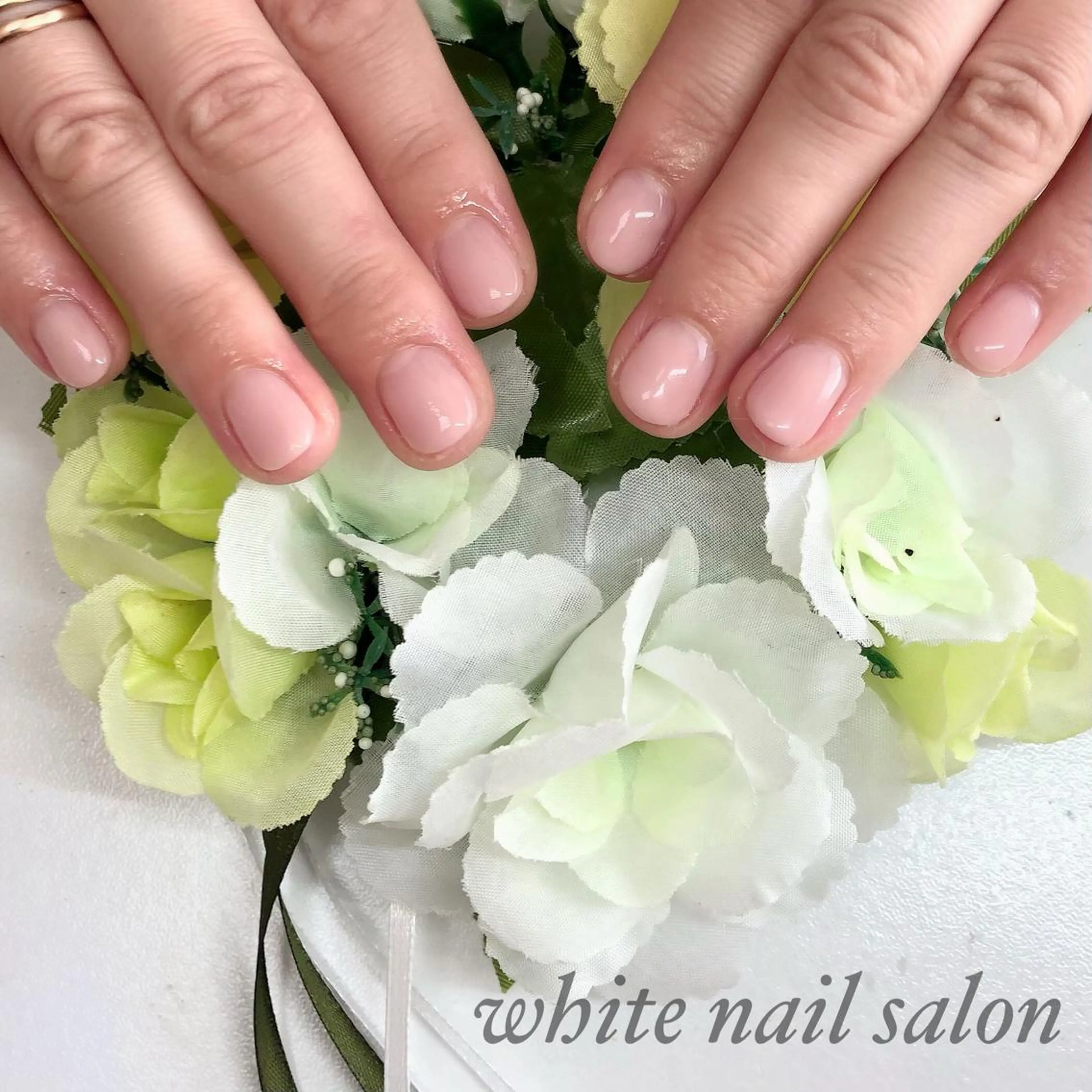 ネイル アートネイル フレンチネイル ジェルネイル ハードジェル 持ち込み white nail salonのネイルデザイン