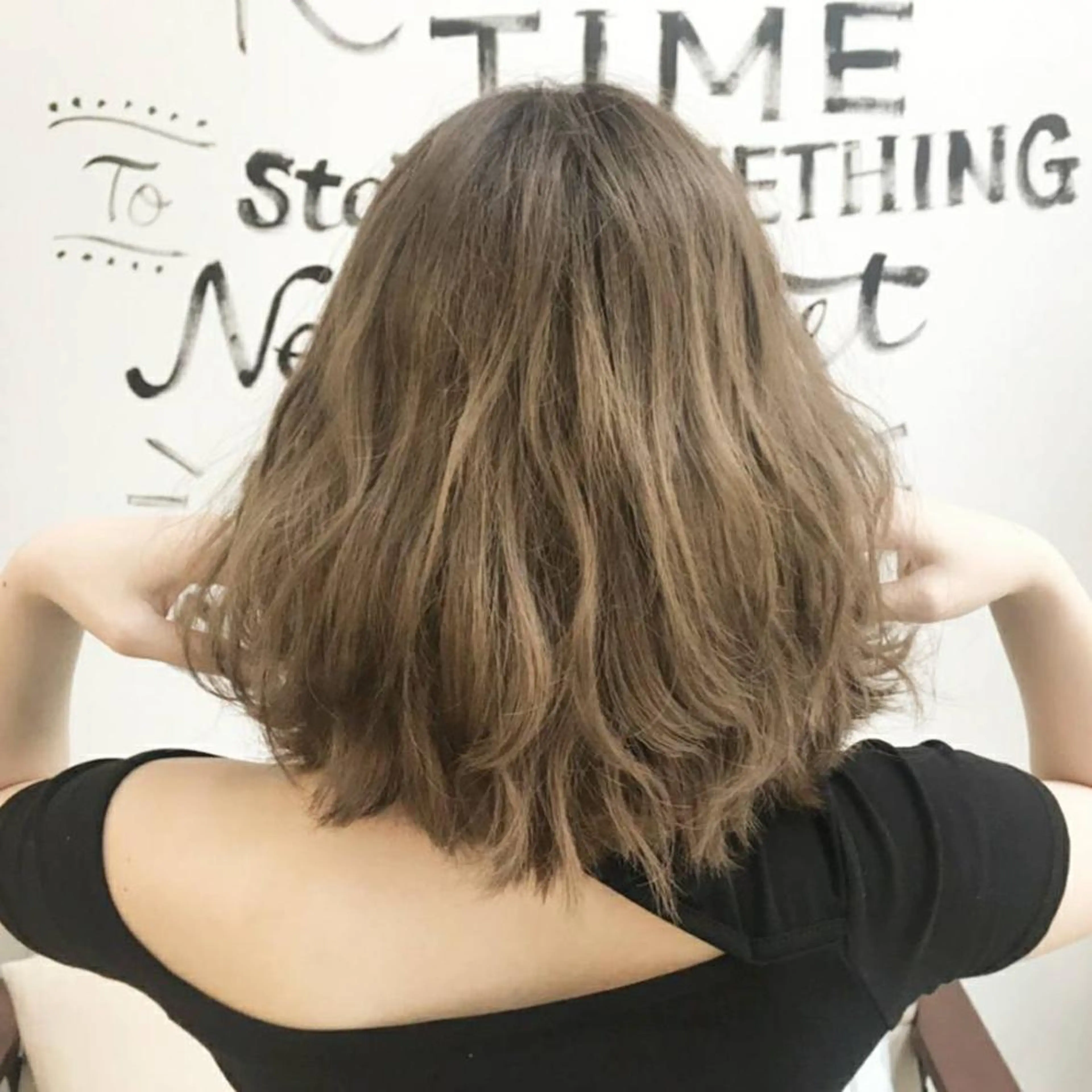 ミディアム カラー Luana. 細澤のヘアスタイル