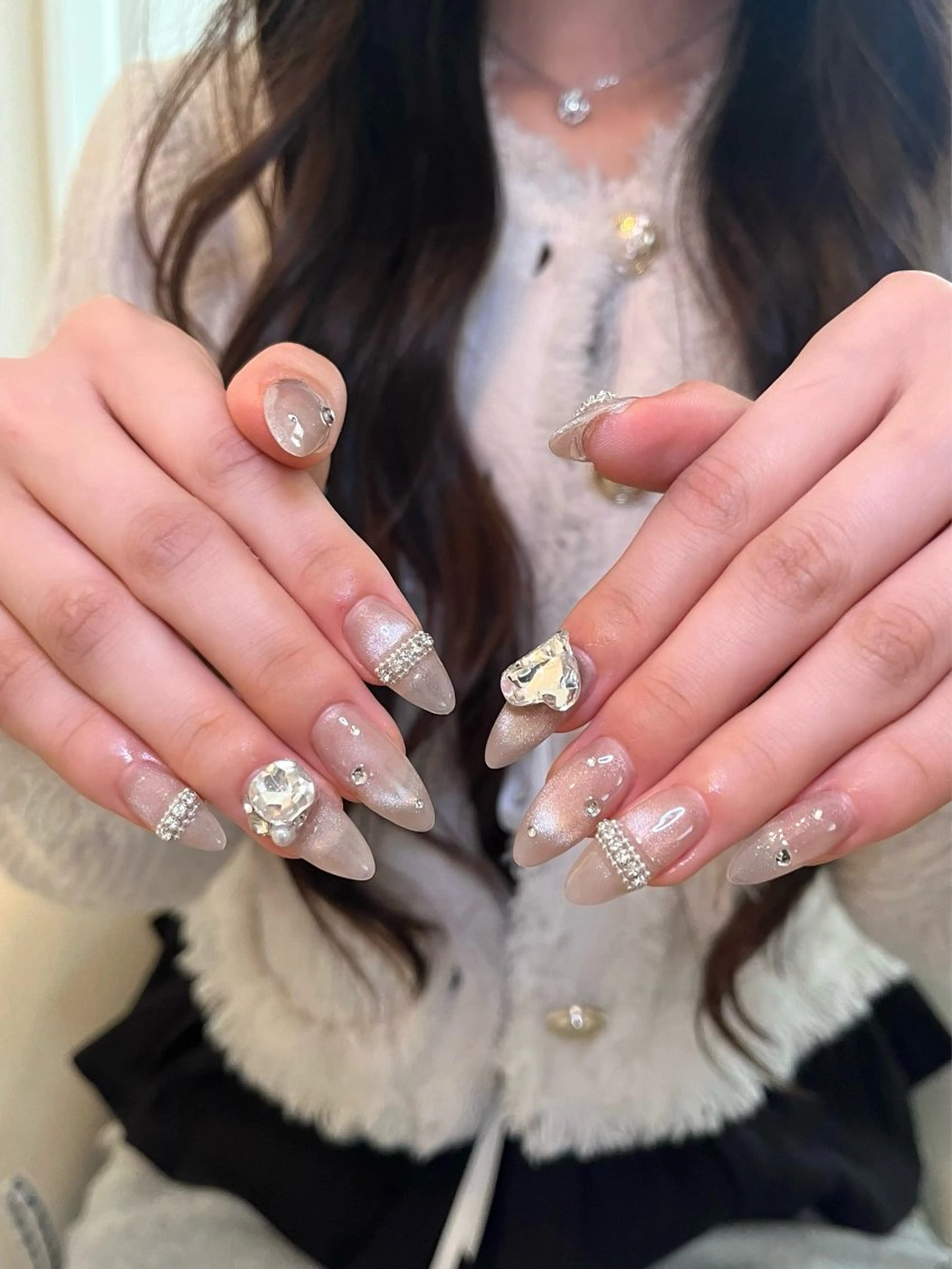 ネイル ハンドネイル 五十嵐 莉奈のネイルデザイン