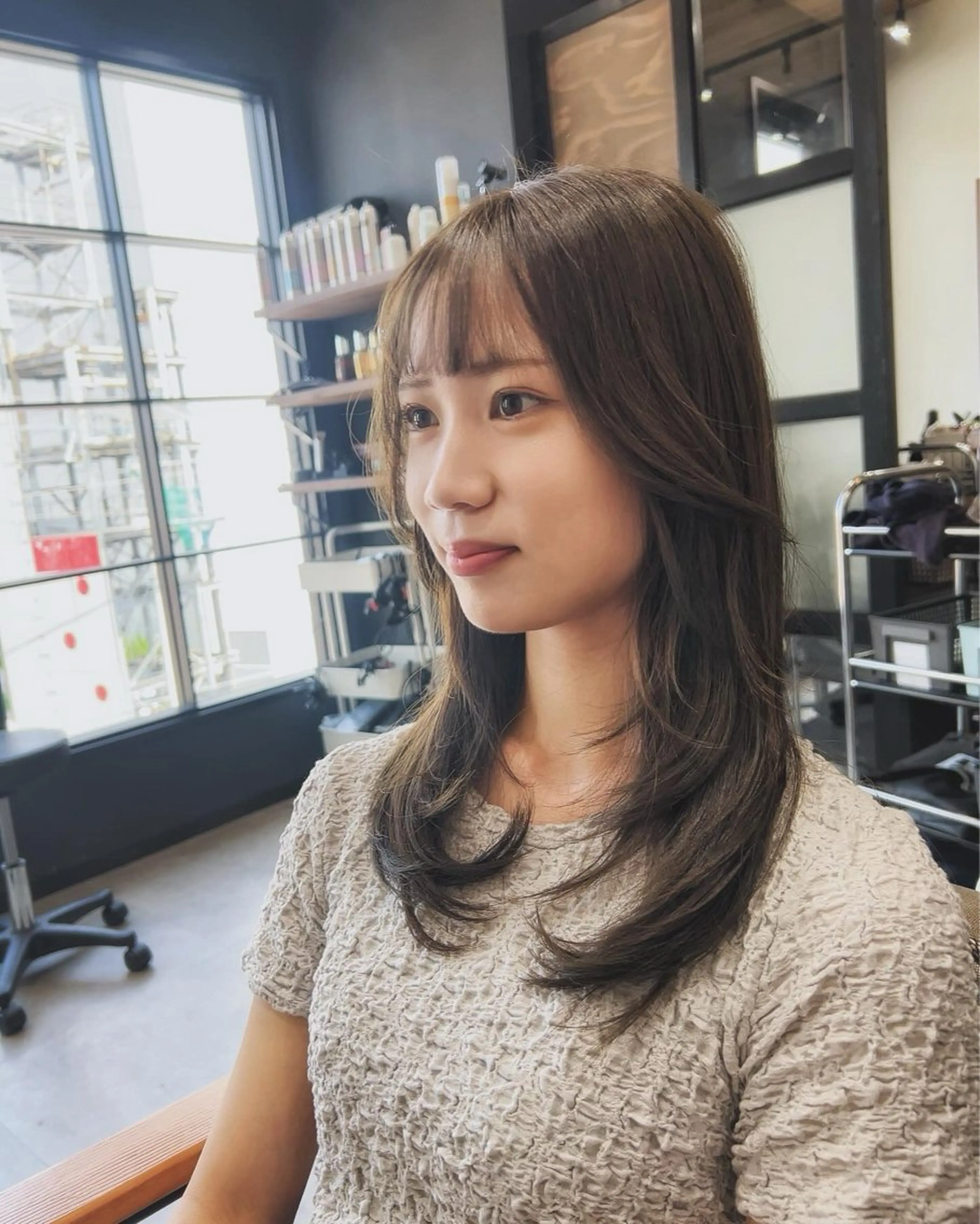 カラー ベージュカラー オリーブベージュ カット ヘアカラー トリートメント レイヤー/韓国/ ハッシュ/高田翼のヘアスタイル