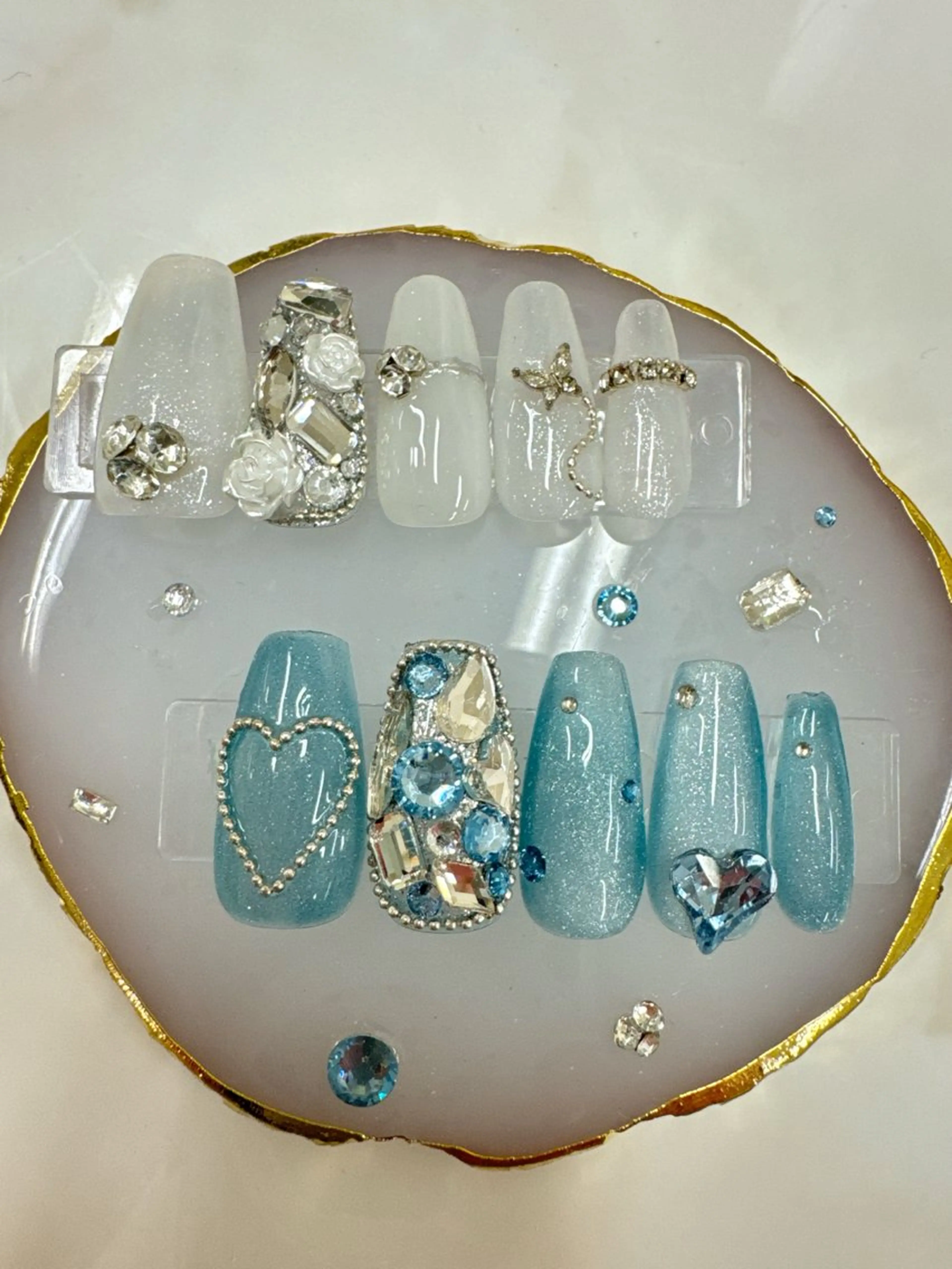 ネイル チークネイル フットネイル フレンチネイル ジェルネイル マグネットネイル Queeens nailのネイルデザイン