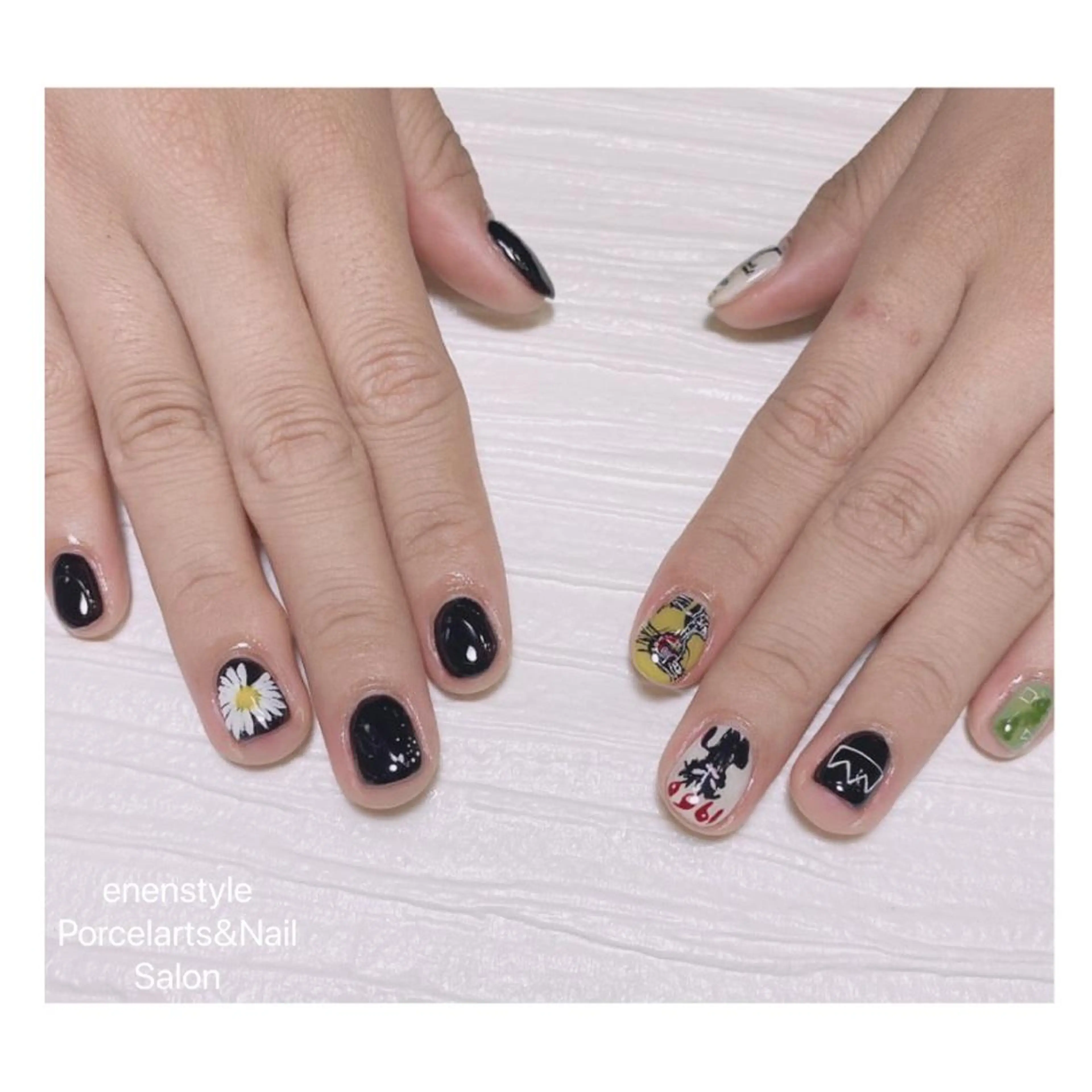 ミディアム ネイル ハンドネイル 👑enen style👑のネイルデザイン