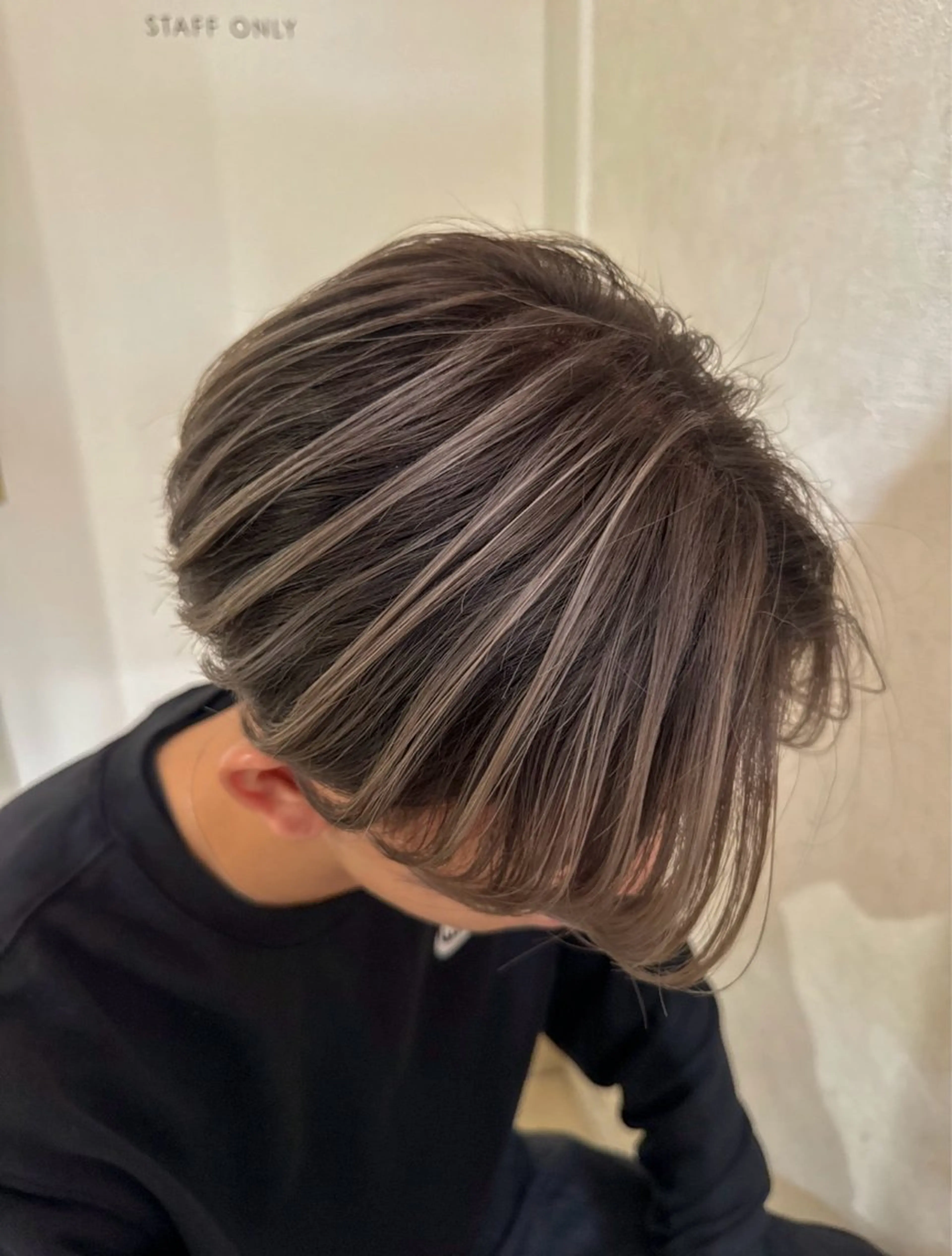 【ブリーチ込】shadow roots + cut✂︎の写真