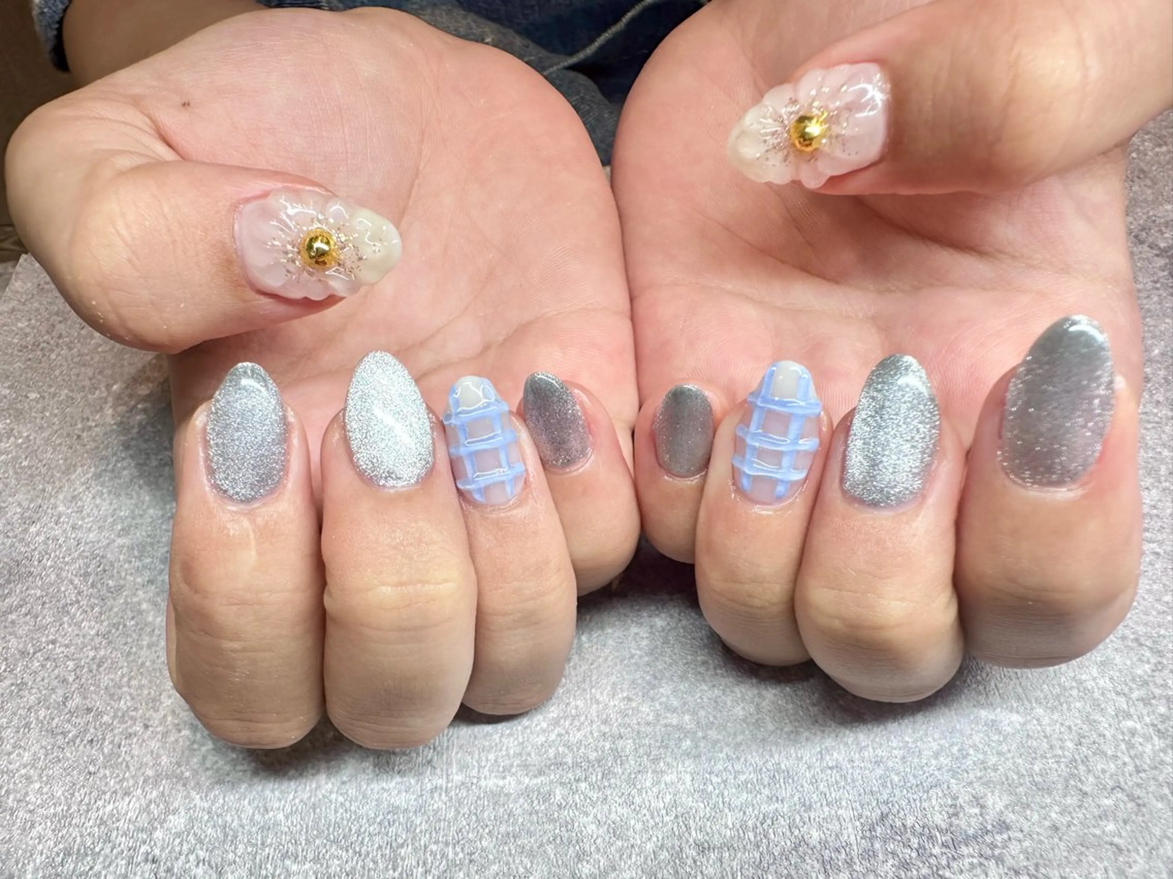 ネイル ブルー フラワーネイル ぷっくりネイル NISHIOKA FUKUMIのネイルデザイン
