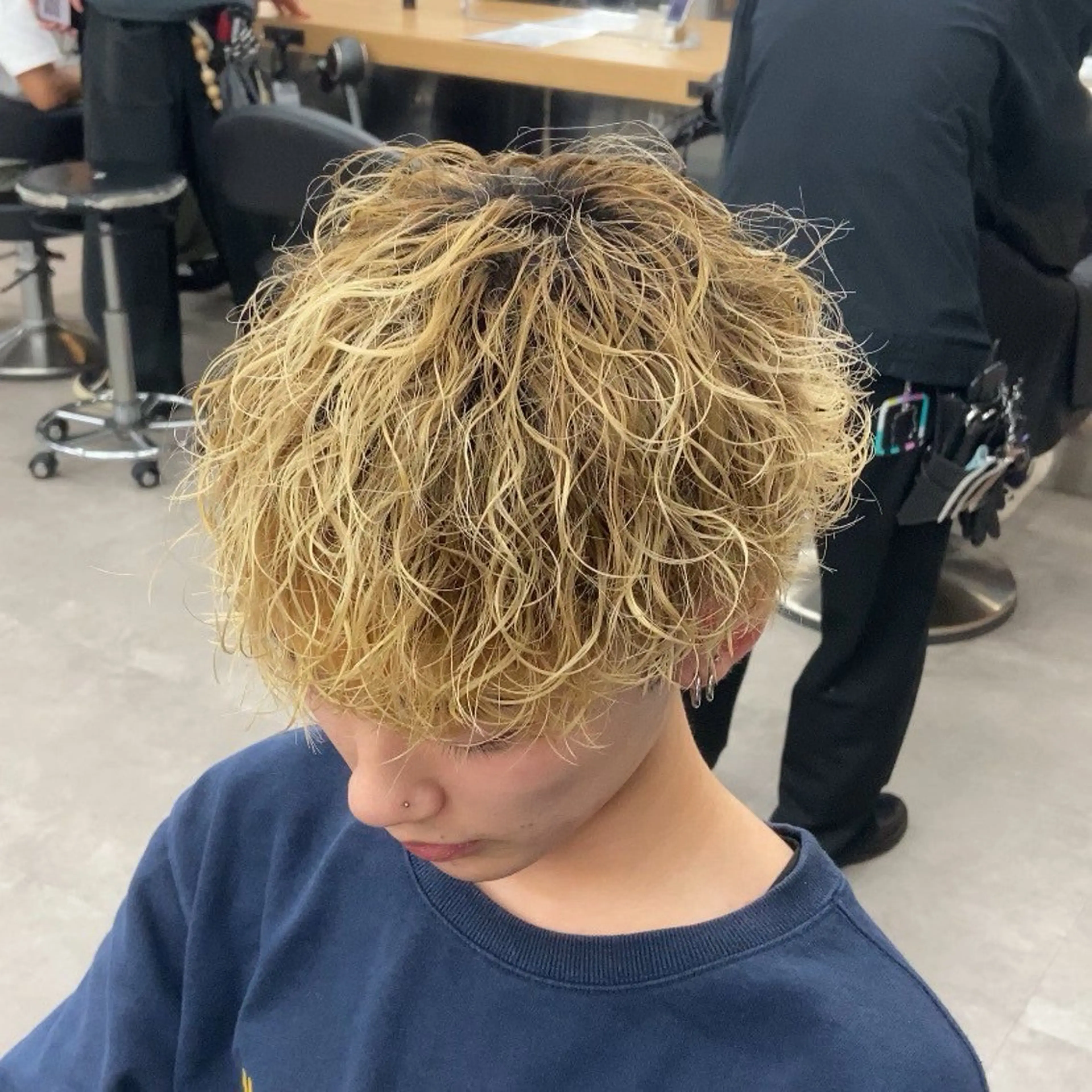 ショート カラー パーマ ヘアアレンジ メンズ キッズ マッシュ メンズパーマ シャドーパーマ 波巻きパーマ なんじょう せなのヘアスタイル