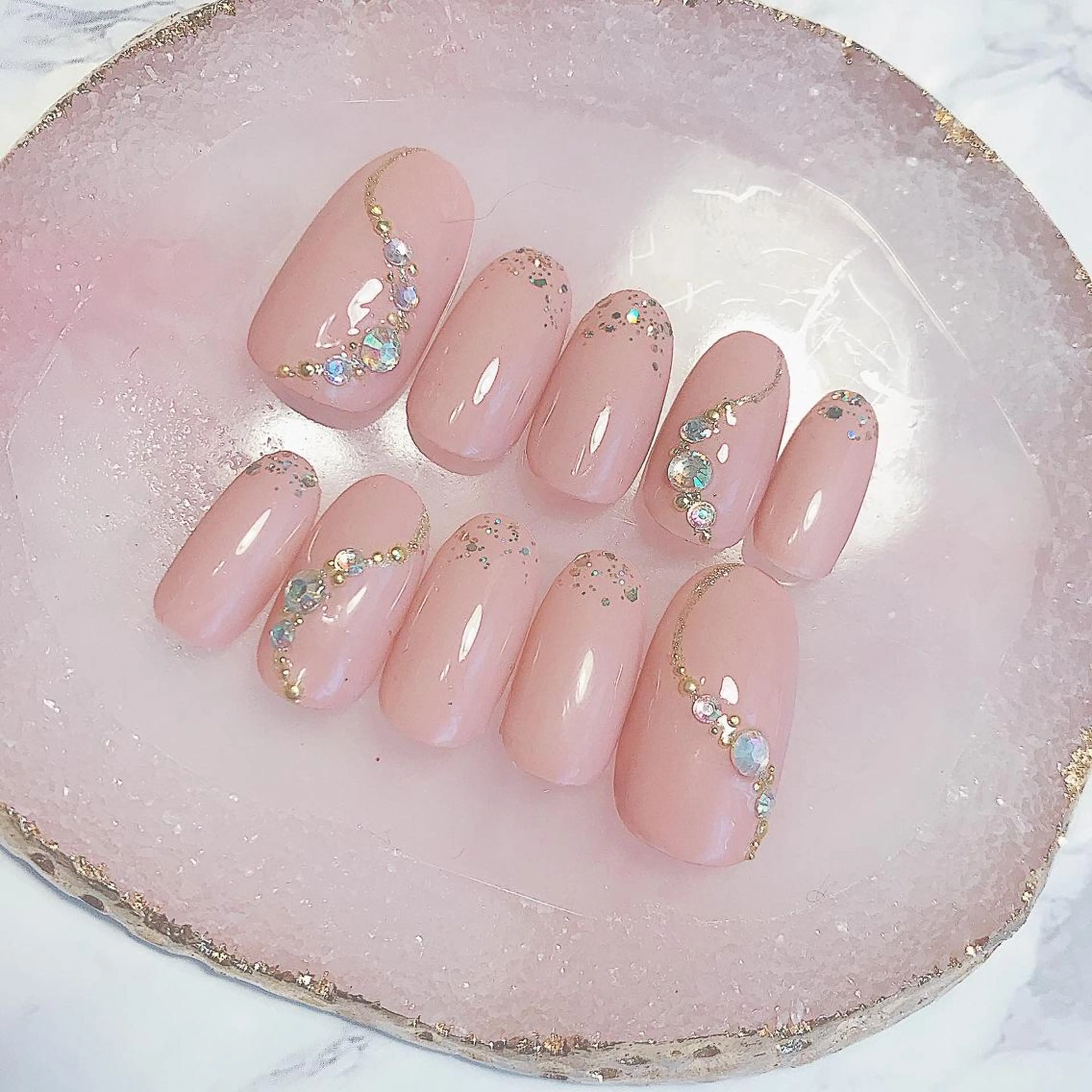 ネイル 名倉 なな子のネイルデザイン