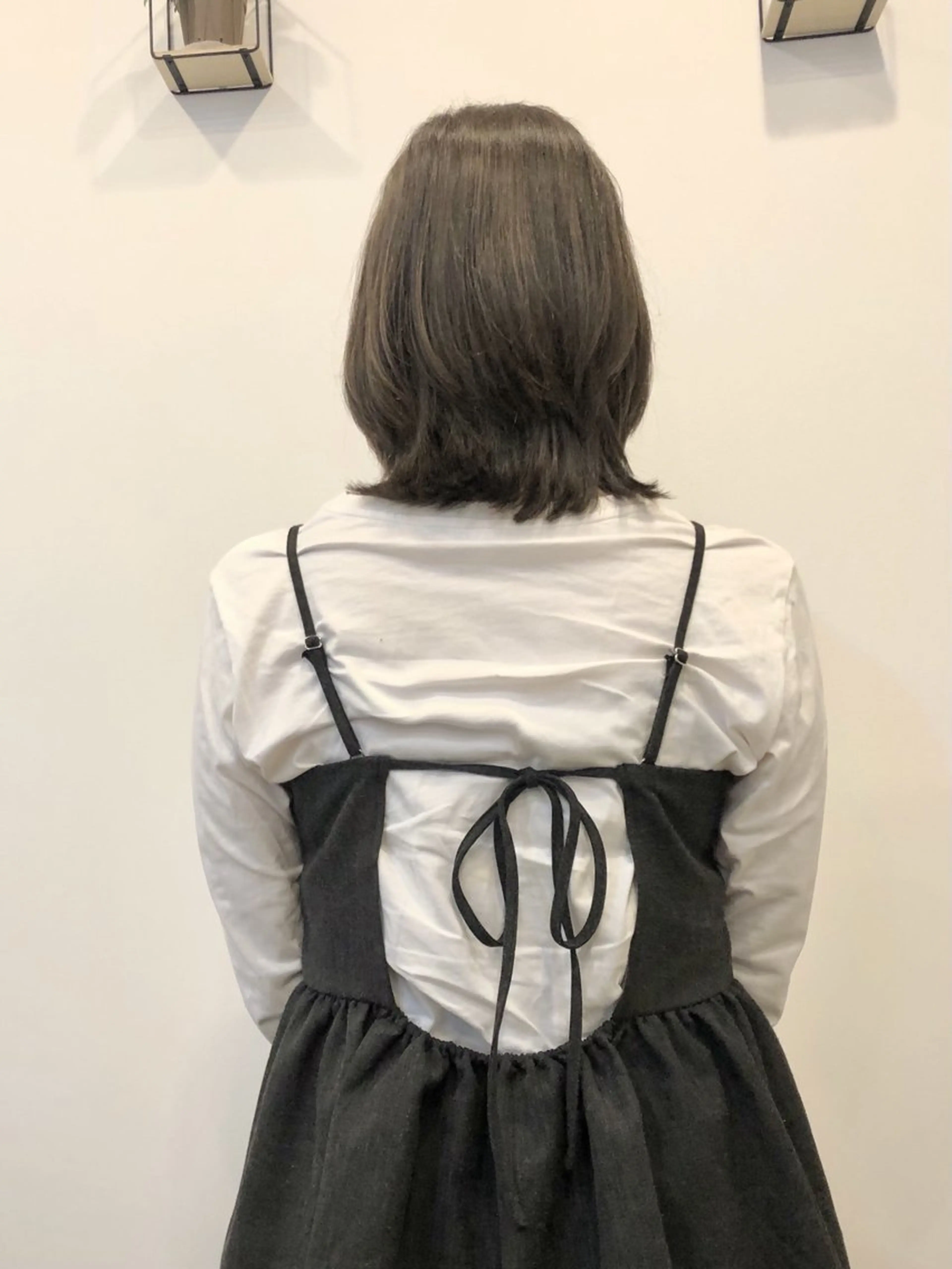 ミディアム カラー ブリーチ 透明感カラー デザインカラー イルミナカラー ヘアルーム カフーのヘアスタイル